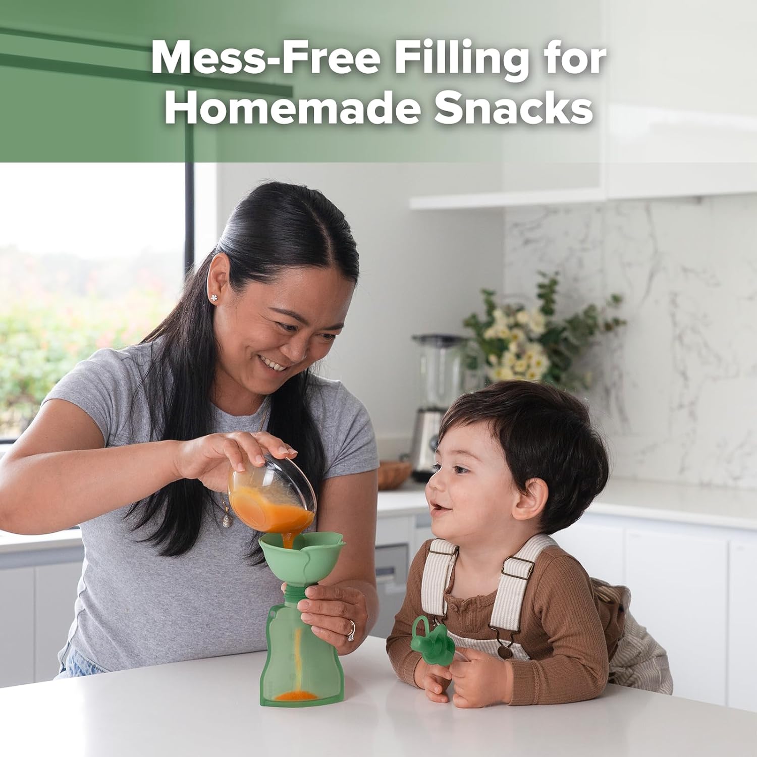haakaa Fill & Go Yummy Pouch ＆ Flower Funnel Combo - Pea Green Pouch (2pcs) + Spring Green Funnel