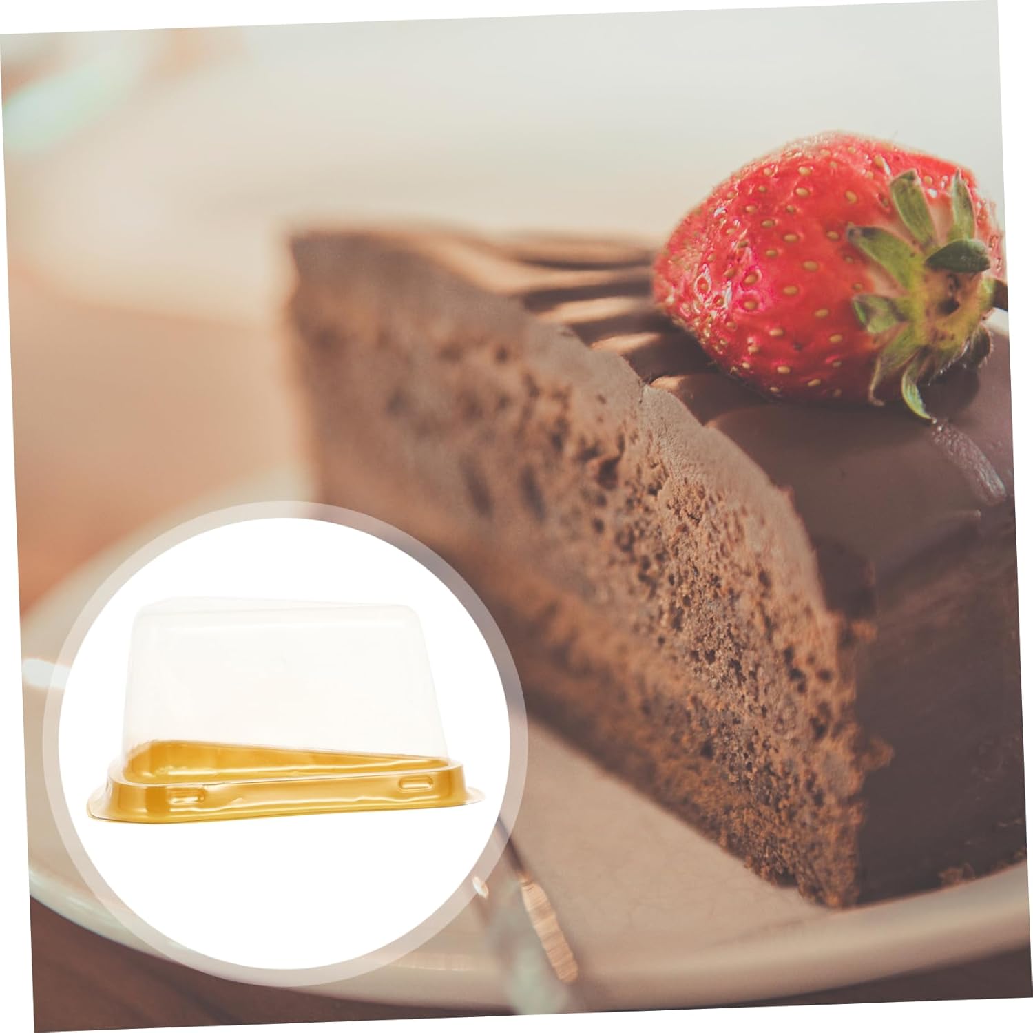 Healifty 100pcs Transparent Triangle Cake Carrier Boxes with Non Slip Base and Easy Buckle Design Dessert Containers for Cheesecake Cupcakes and Bakery Packaging