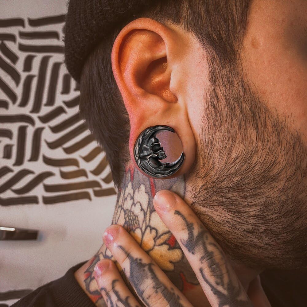 2PCS Dark Skull Halloween Saddle Plugs Tunnels Hypoallergenic 316 Stainless Steel Ear Gauges 8mm-25mm (0G-1")