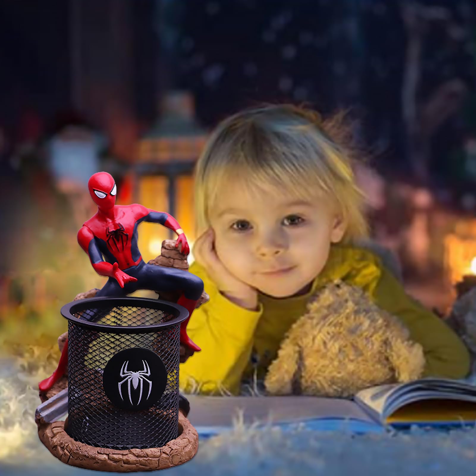 Statue in resina, portapenne per personaggi, decorazione da scrivania, multifunzionale, decorazione da ufficio, idea regalo per captain Spider-Man (stile 5)