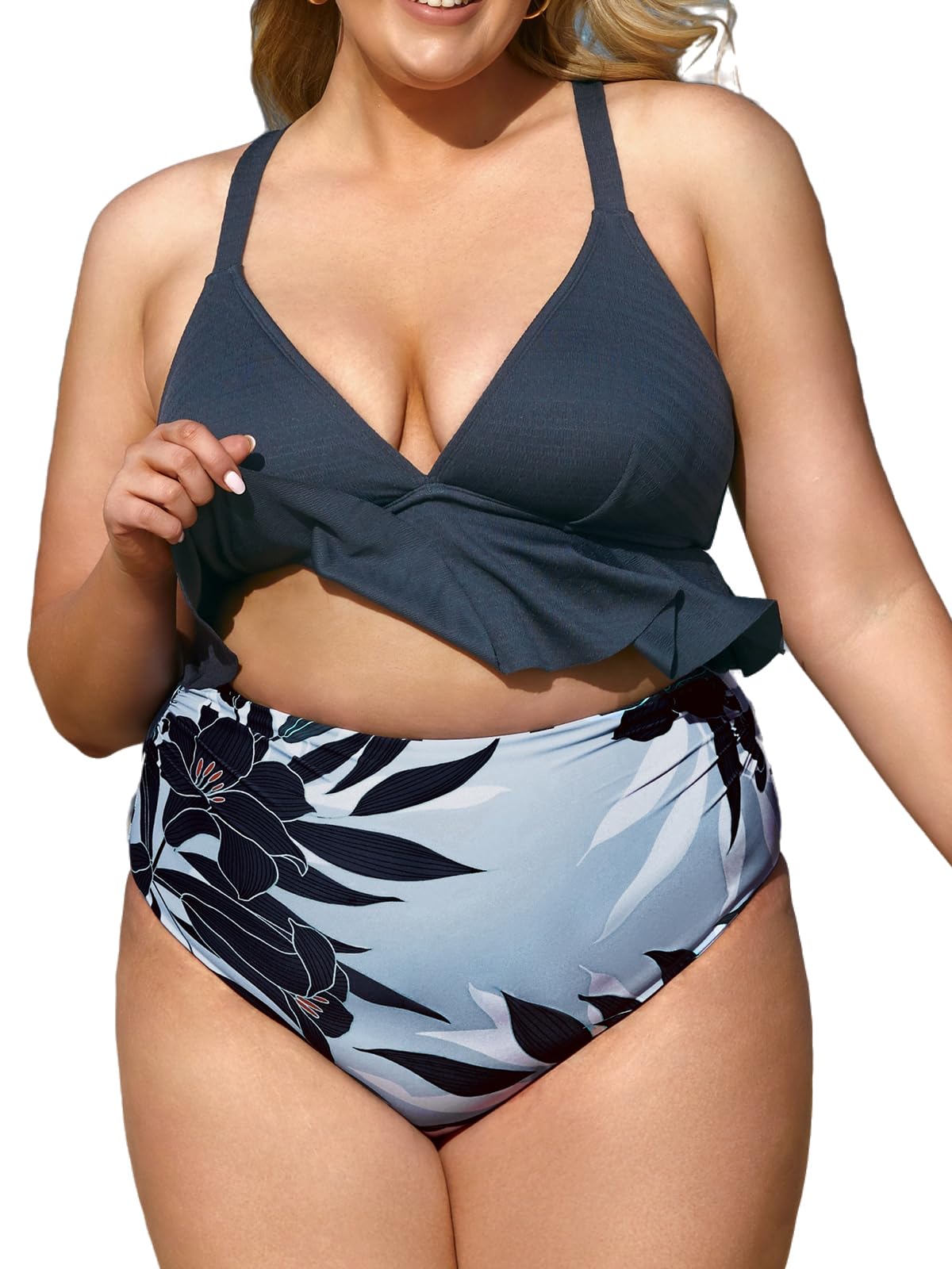 CUPSHE Traje de baño de dos piezas para mujer, conjunto de bikini con cuello en V, cintura alta, dobladillo con volantes fluidos, estampado floral, talla grande, XXL