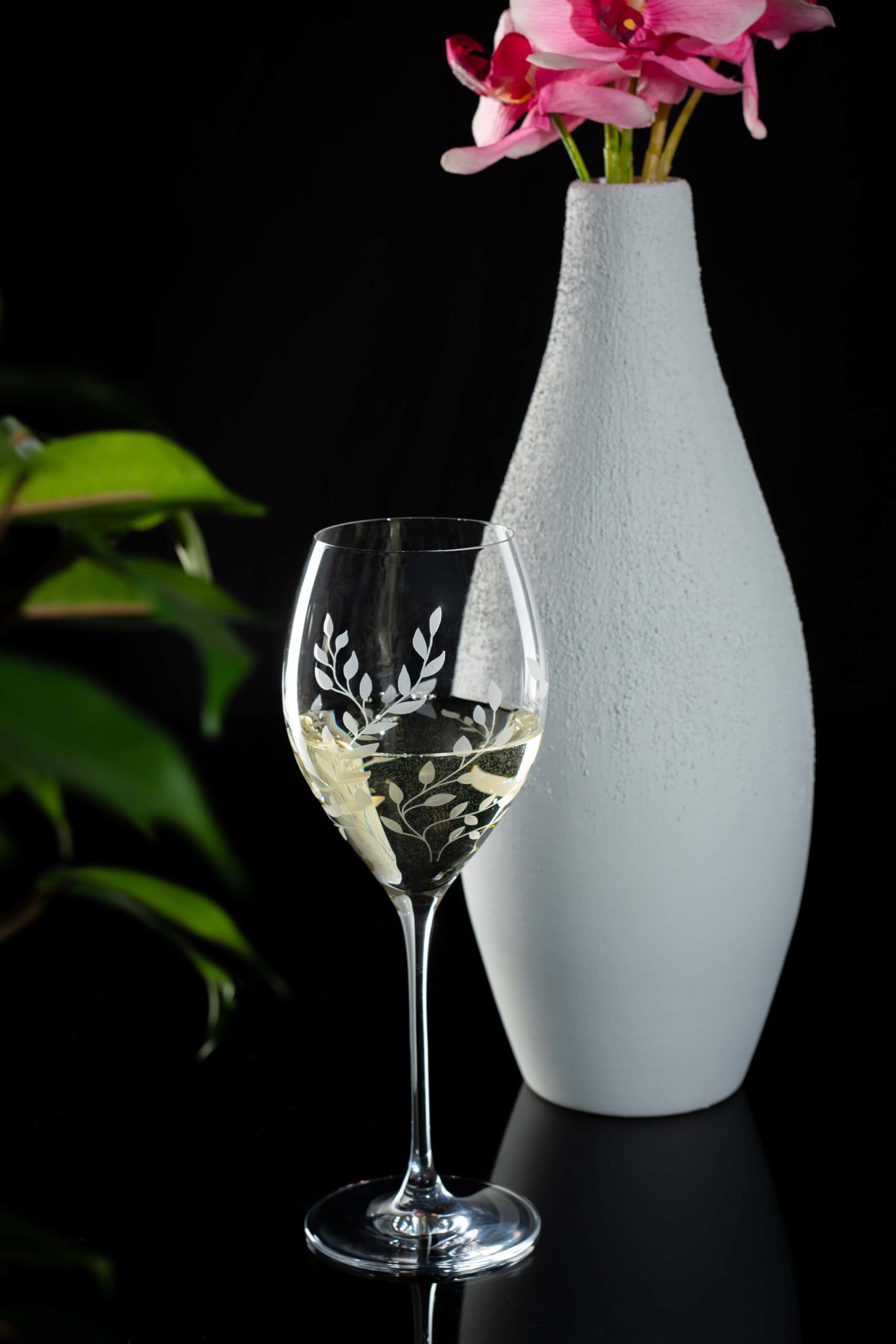 DIAMANTE Lot de 2 verres à vin en cristal – « Breeze » – Motif floral finement gravé 1603.352.ELX.A