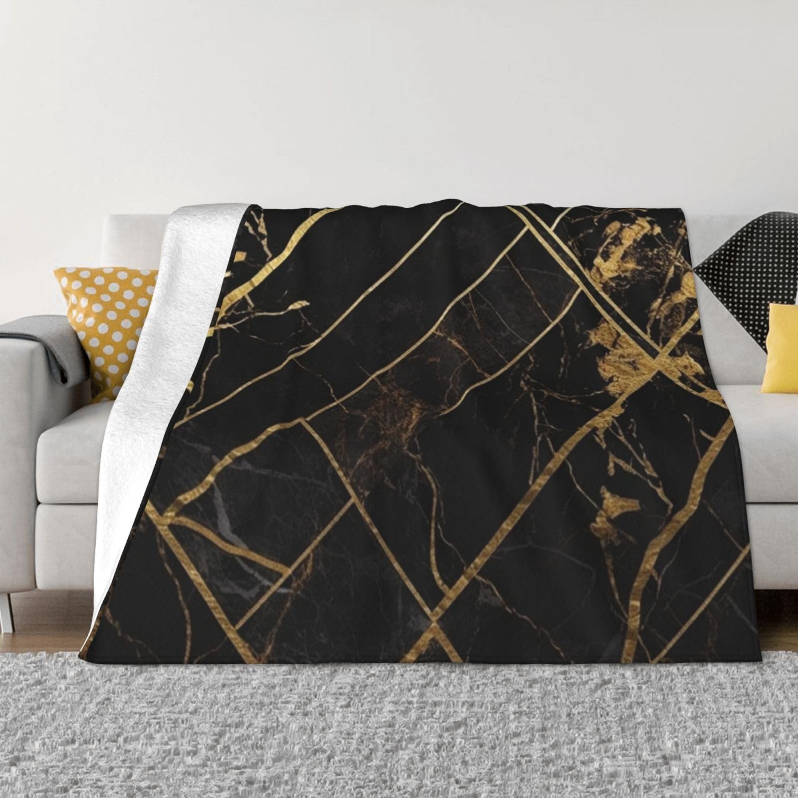 Couverture microfibre douce effet marbre, une idée cadeau cocooning pour toute la famille
