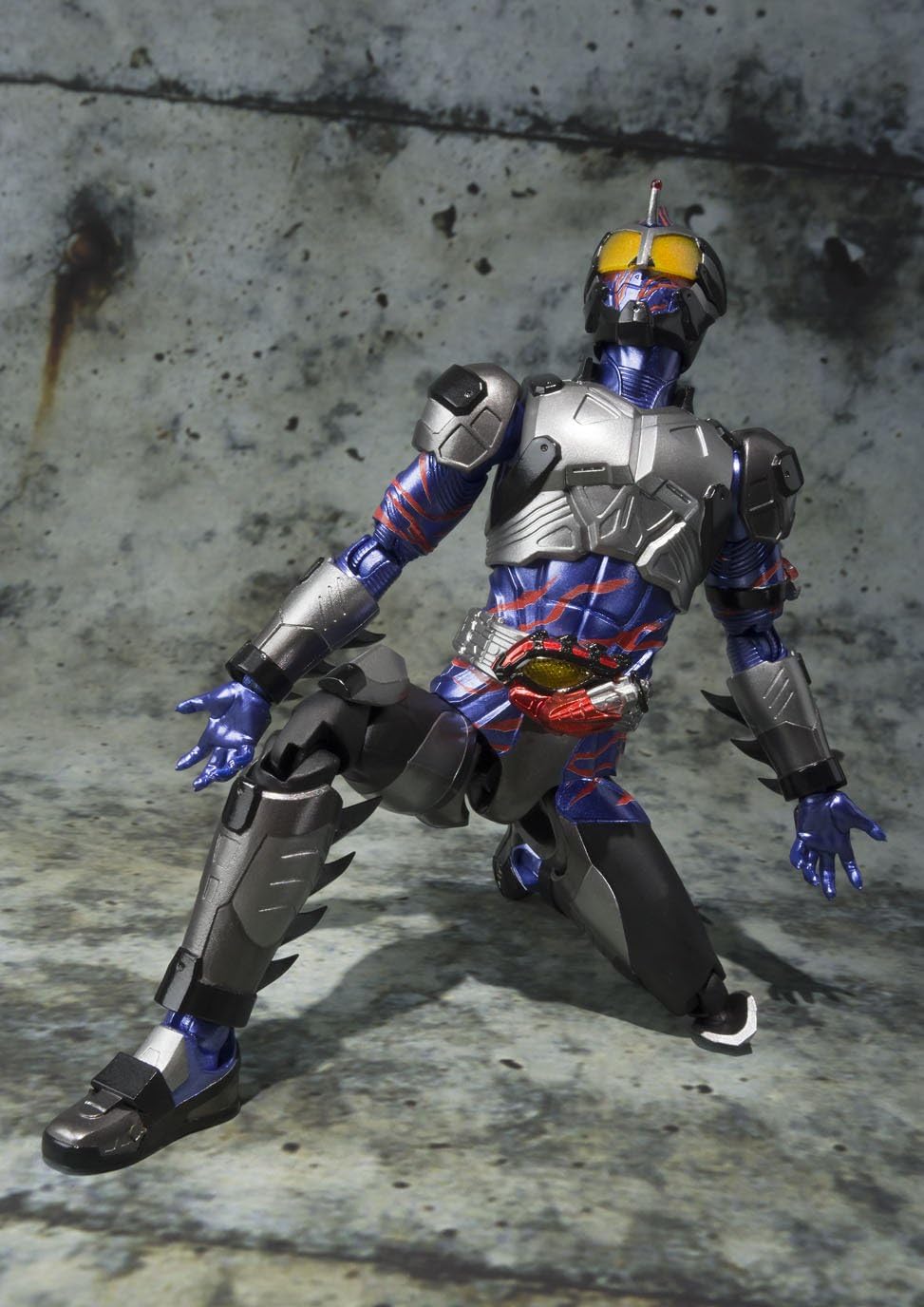 Prоmо 40% оƒƒ Bandai Tamashii Nations S.H. Figuarts Amazon Neo Kamen Rider Amazons Action Figure (Limited Edition)