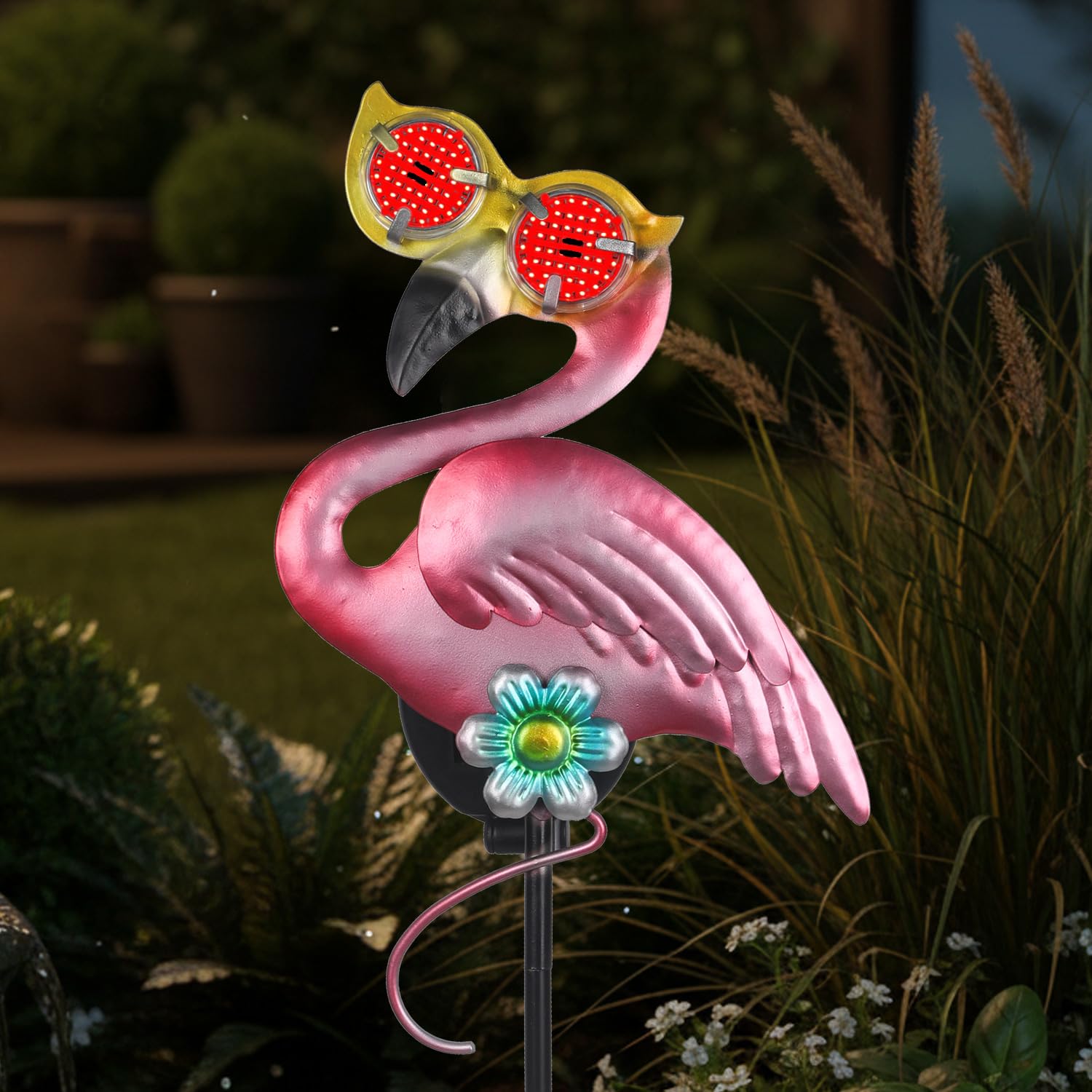 Piquets solaires en forme de flamant rose de 100,8 cm avec globes oculaires mobiles rouges, lampes solaires d'extérieur pour allée, terrasse, pelouse, piquets de jardin