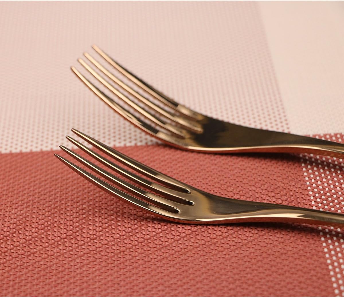 Cutlery Set, 20-Piece Mirror Polishing Rose Gold 18/10 Stainless Steel Dinnerware Flatware Sets,Service for 4,Dinnerware Knife, Forks, Soup Spoon, Coffee Spoon, Salad Fork