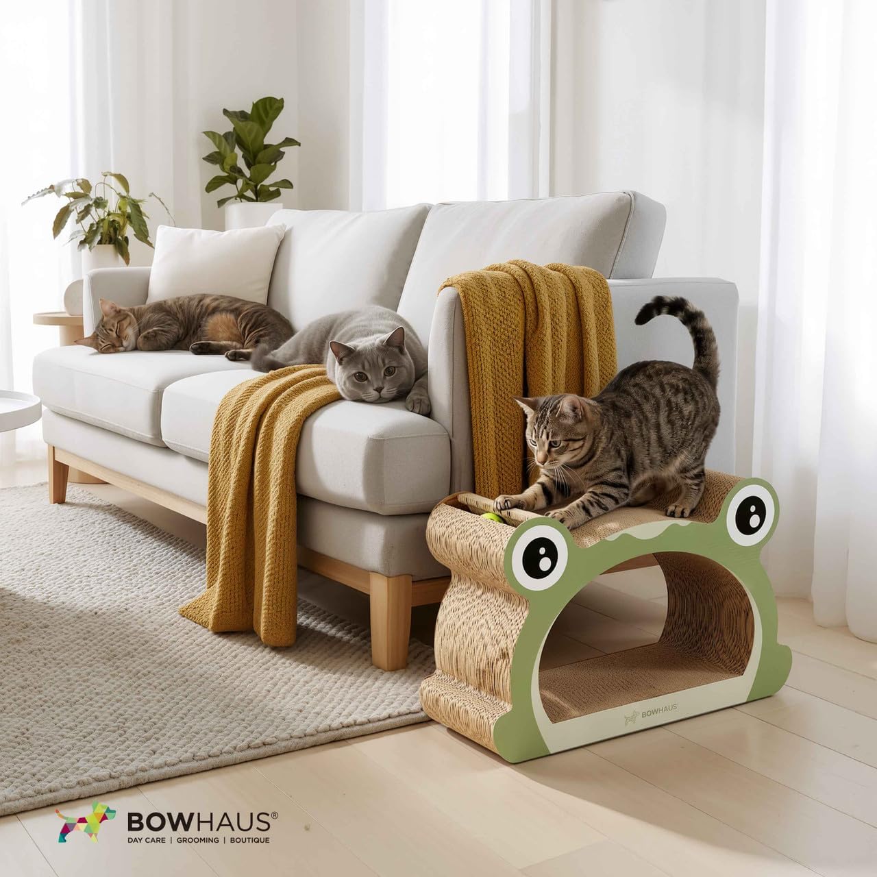 Frog Style Cat Scratching Board, Cat Scratcher Lounger with Play Ball for Indoor Cat, Durable & Long-Lasting Scratching Board Cardboard, Furniture Protector Scratching Pad