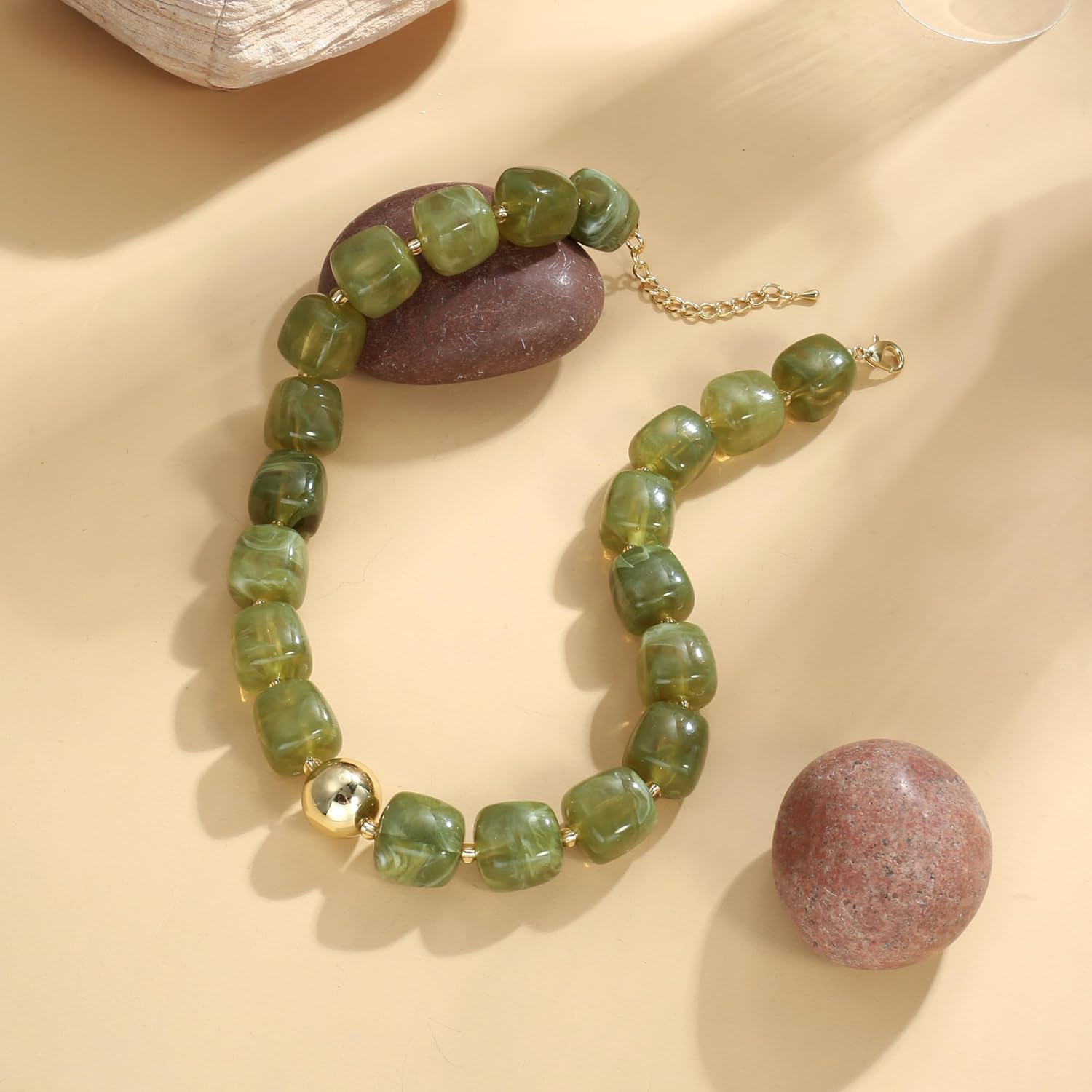 Colorful Chunky Necklaces for Women Multicolored Large Square Resin Beads Necklace Trendy Bold Statement Beaded Necklace
