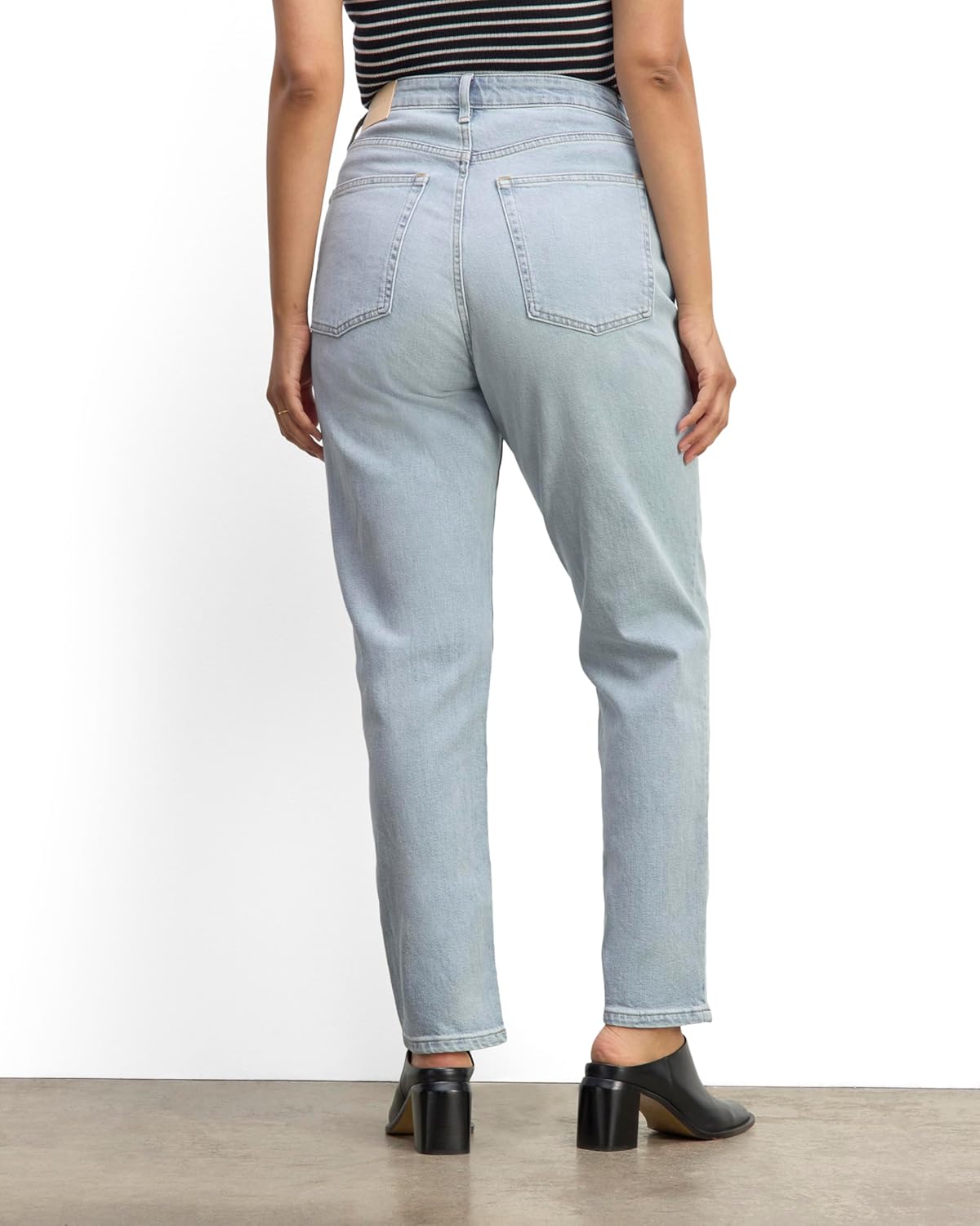 Everlane Womens The Cheeky Hourglass Jean - Image 4