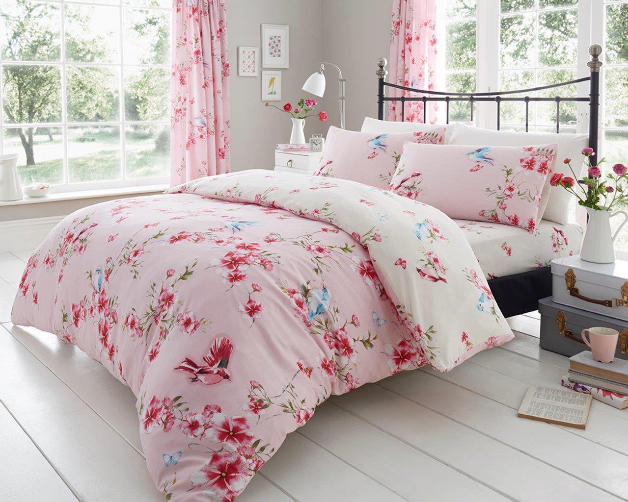 Gc Gaveno Cavailia Pink Birdie Blossom Duvet Cover Sets | Sparrow Kingsize Quilt Bed Cover Set With Matching Pillowcases | Reversible Polycotton Floral Bedding Set |