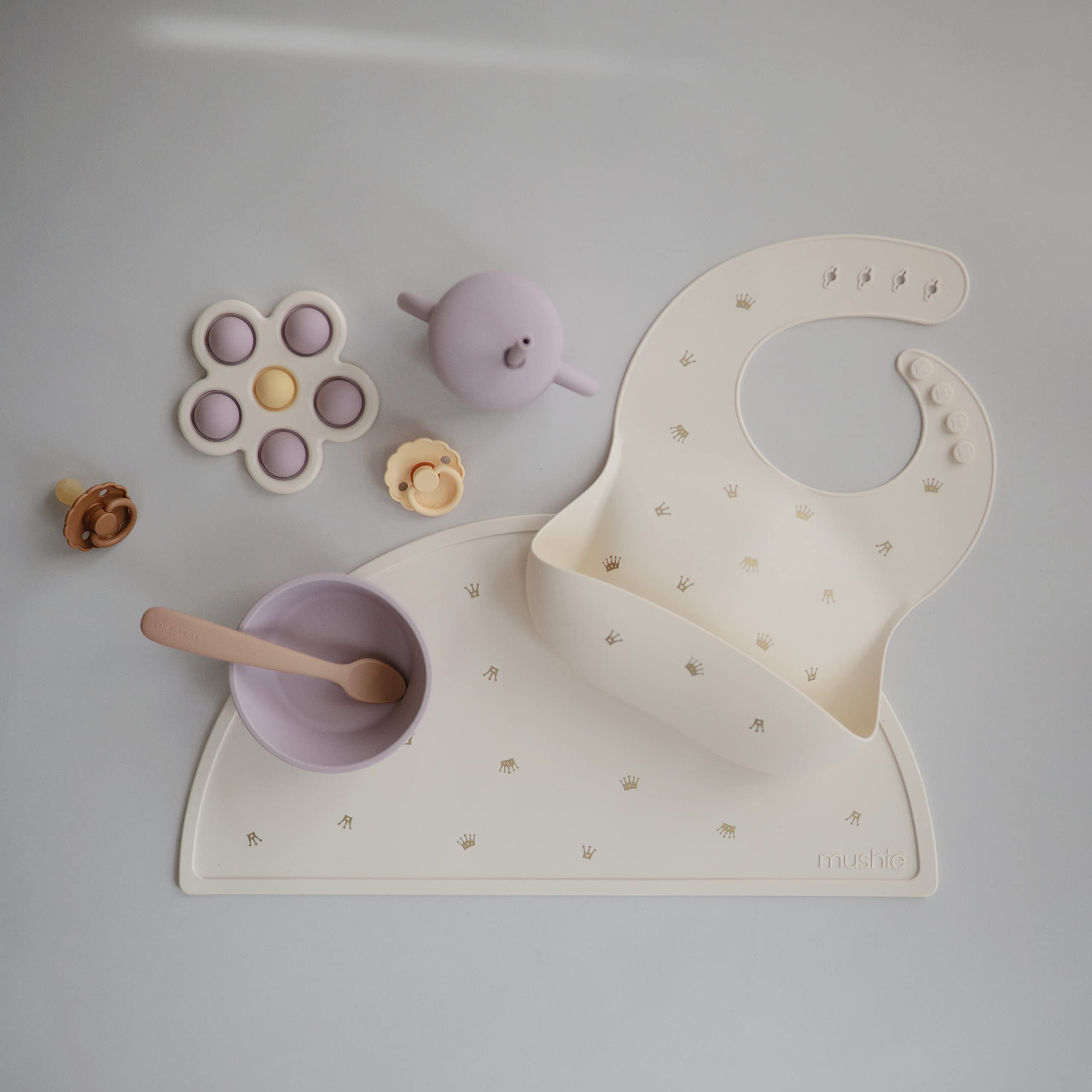 Mushie Baby Silicone Bib | Adjustable Fit Waterproof Bibs | Easy Wipe Baby Feeding Bibs | 4 Adjustable Sizes with Deep Front Pockets | 100% BPA and Phthalate Free - 3