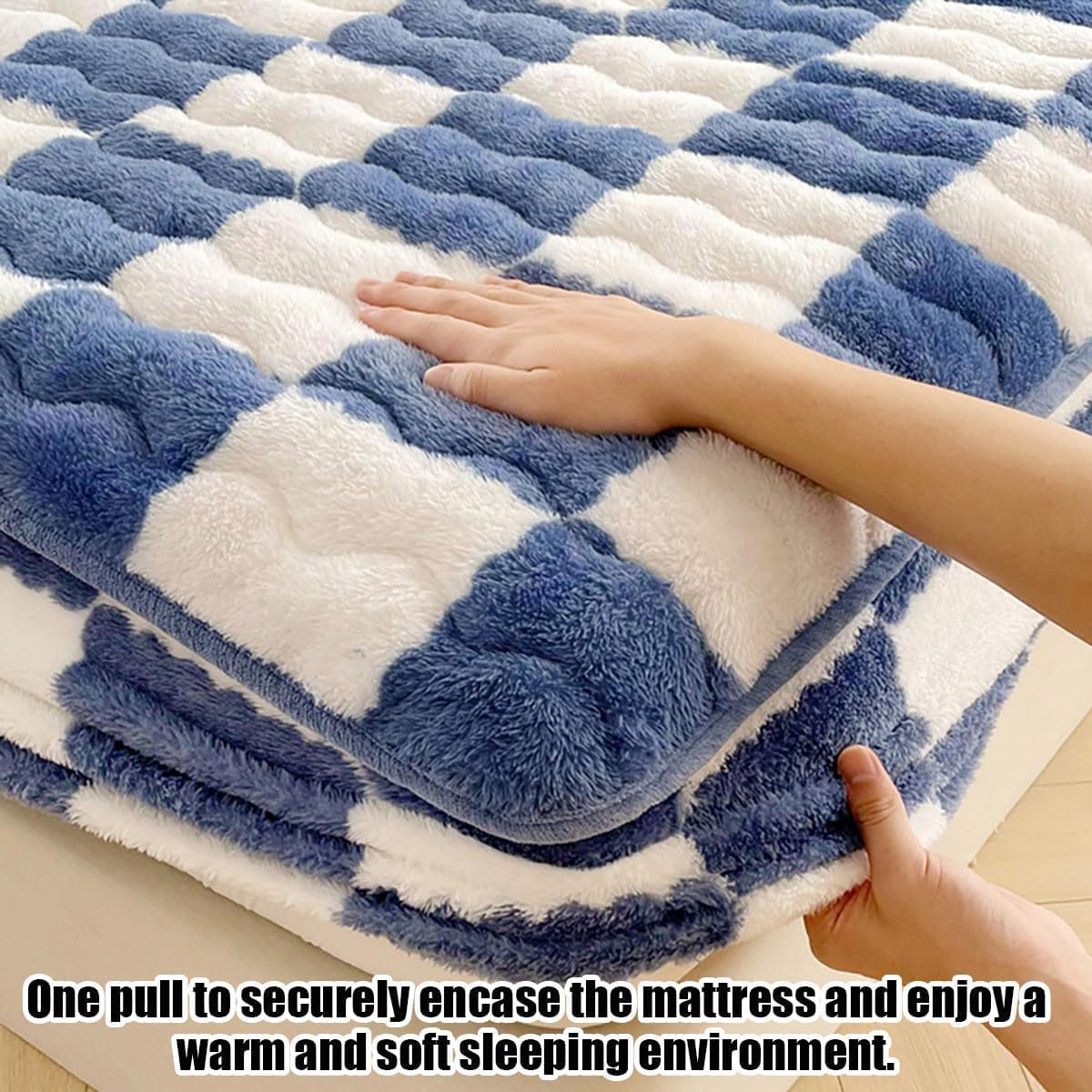 Flannel Fitted Sheet Velvet Checkered Bedding Mattress Protector with 12'' Deep Pocket,Winter Warm Fuzzy Fitted Sheet Noiseless Plush Mattress Topper Cover (Khaki,35x79inch)