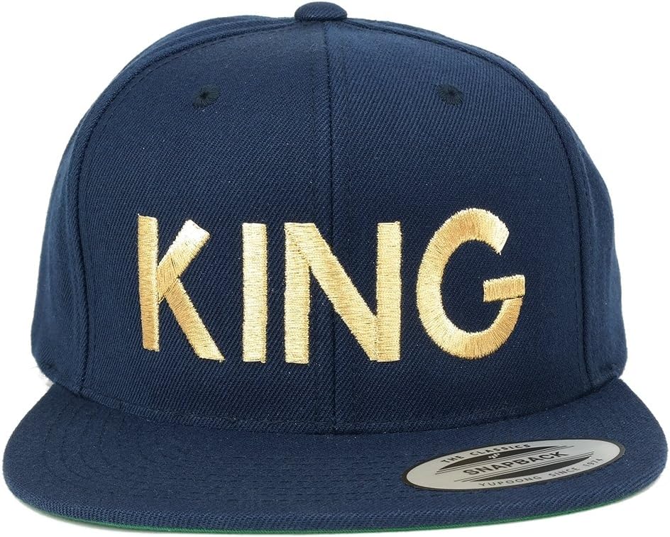 Trendy Apparel Shop Flexfit King Metallic Gold Embroidered Flat Bill Snapback Cap