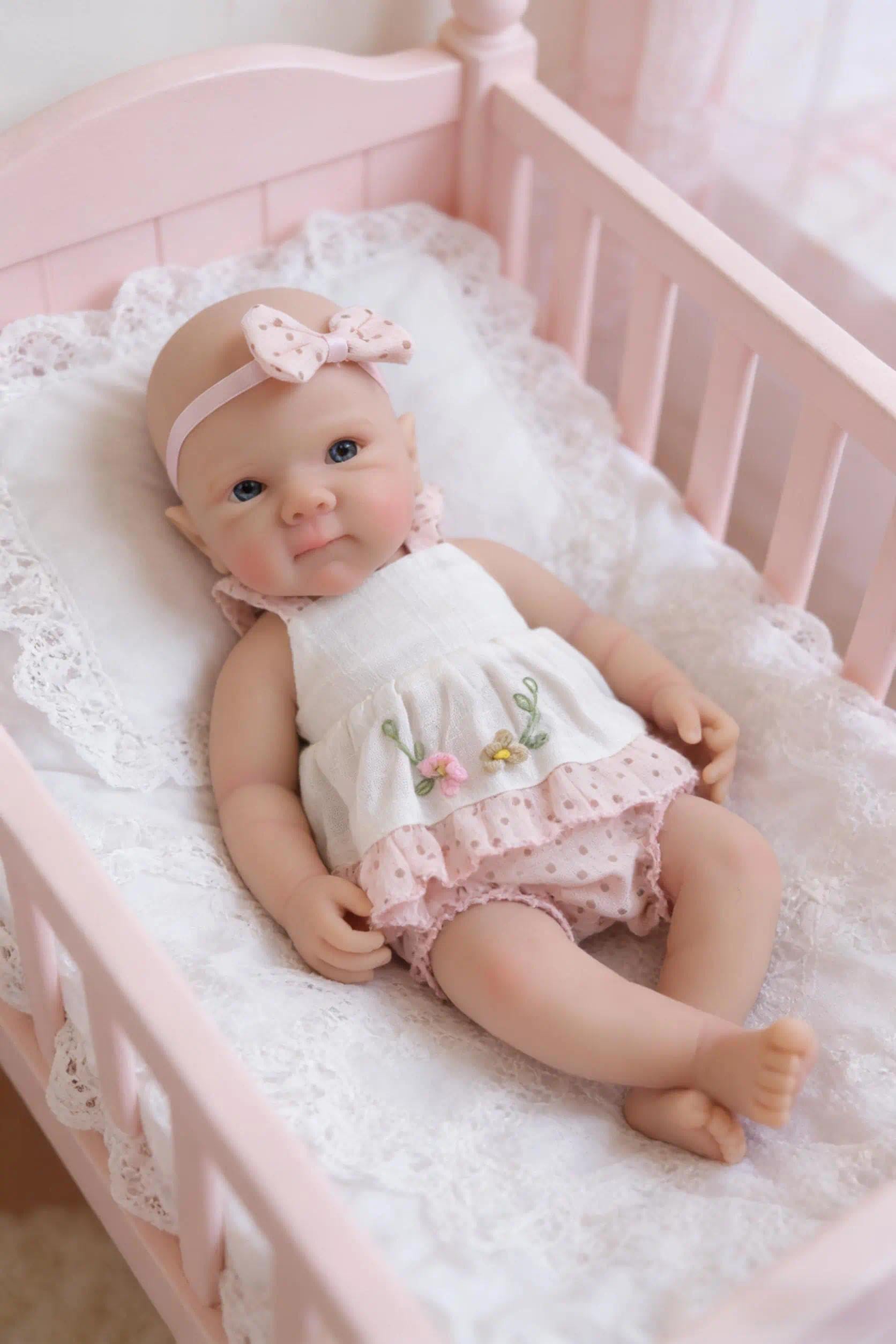 Zero Pam 8 Inch Realistic Mini Full Silicone Baby Doll Girl, Micro Soft Squishy Reborn Baby Dolls Silicone Full Body Eyes Open Looks Like Real Babies Newborn Dolls for Kids Collectors