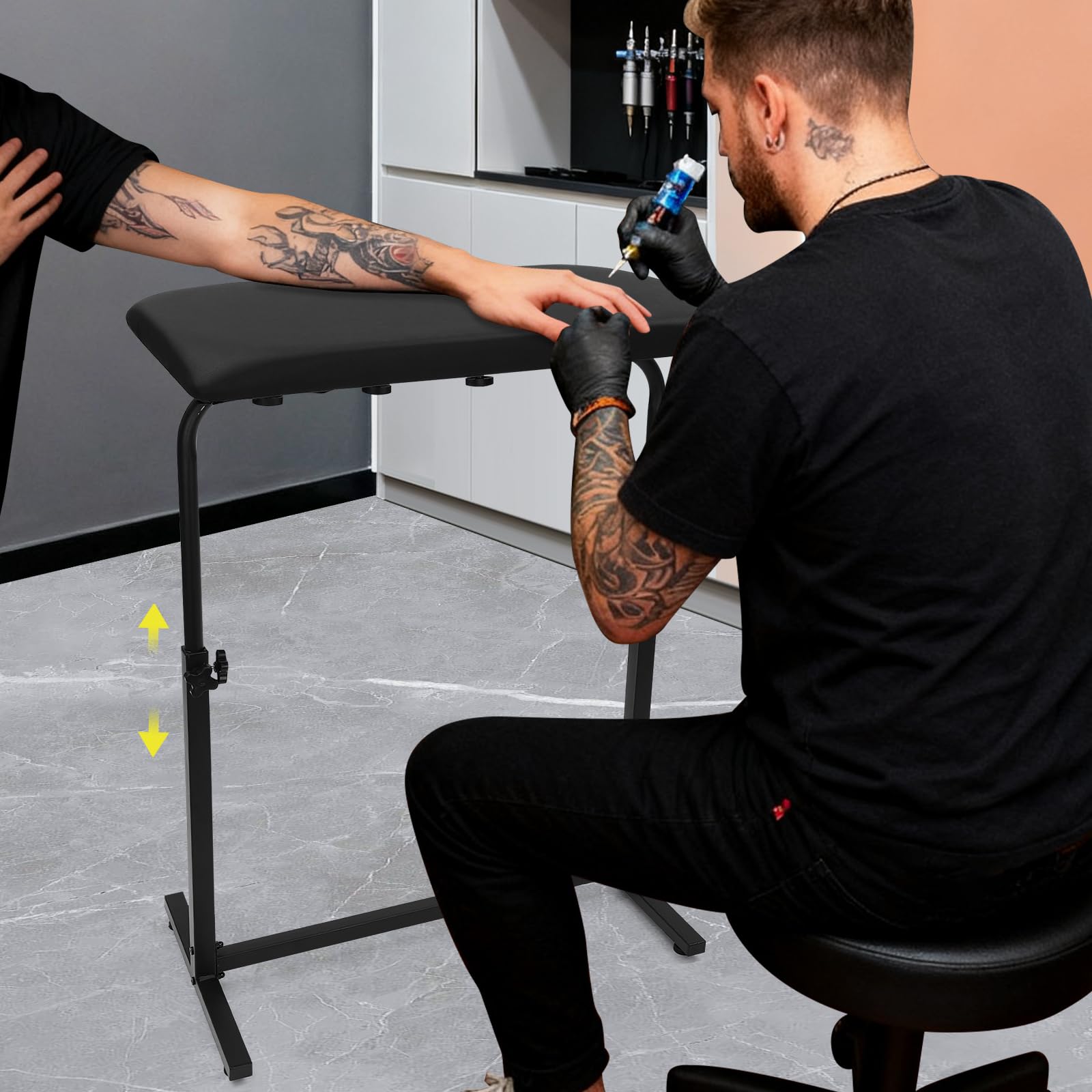 Tattoo Armlehne, Armlehnenhalterung Beauty Salon verstellbar 340° drehbar, Maniküre Armauflage mit gepolsterter PVC-Polsterung, stabile Friseur Armlehne bis 80kg, höhenverstellbar 67-100cm, Schwarz