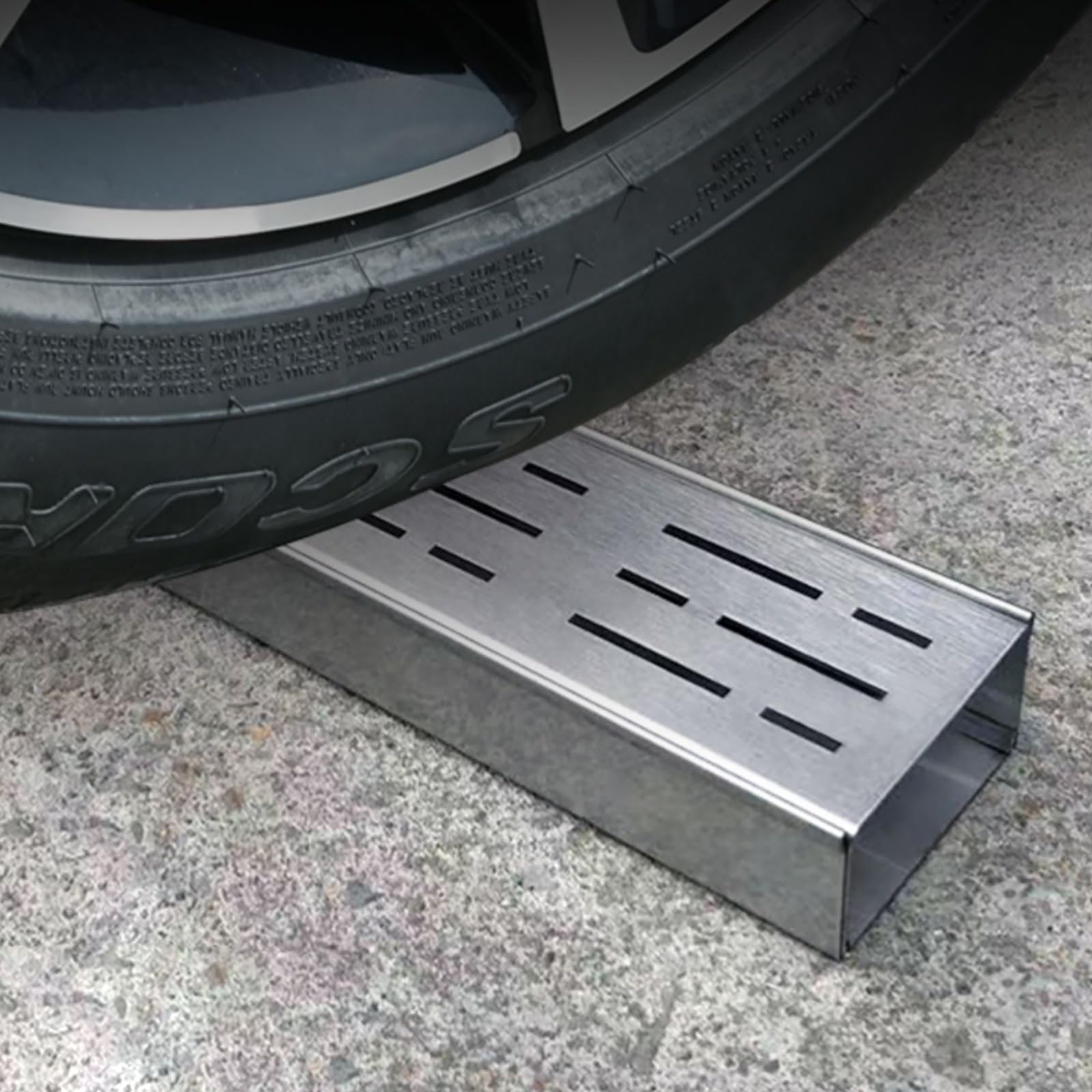 GLDYTVF Stainless Steel Trench Drain Grate Kit - 1m Channel Drainage System with Removable Metal Cover for Concrete & Paver Patios - Heavy-Duty Narrow Sewer Plate (5x3cm)