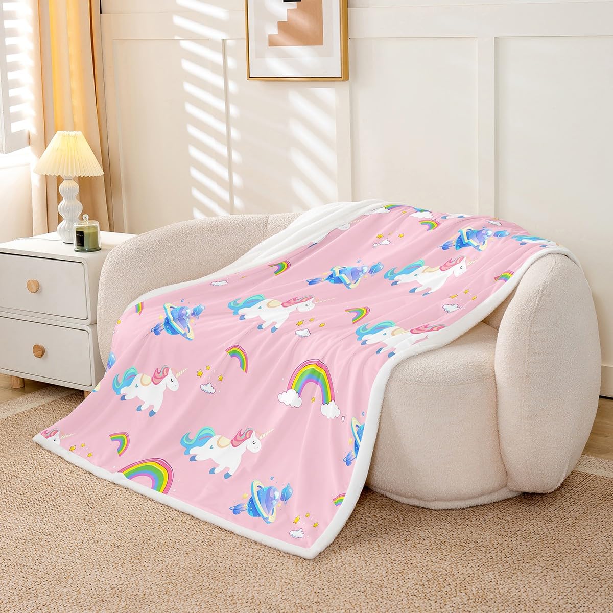 Homewish Nette Einhorn Decke 150x200cm Regenbogen Wurf Decke für Kinder Jungen Mädchen Cartoon Universum Pferd Tiere Fleece Decke Rosa Kawaii Wolken Sterne Schlafzimmer Dekor Sherpa Decke