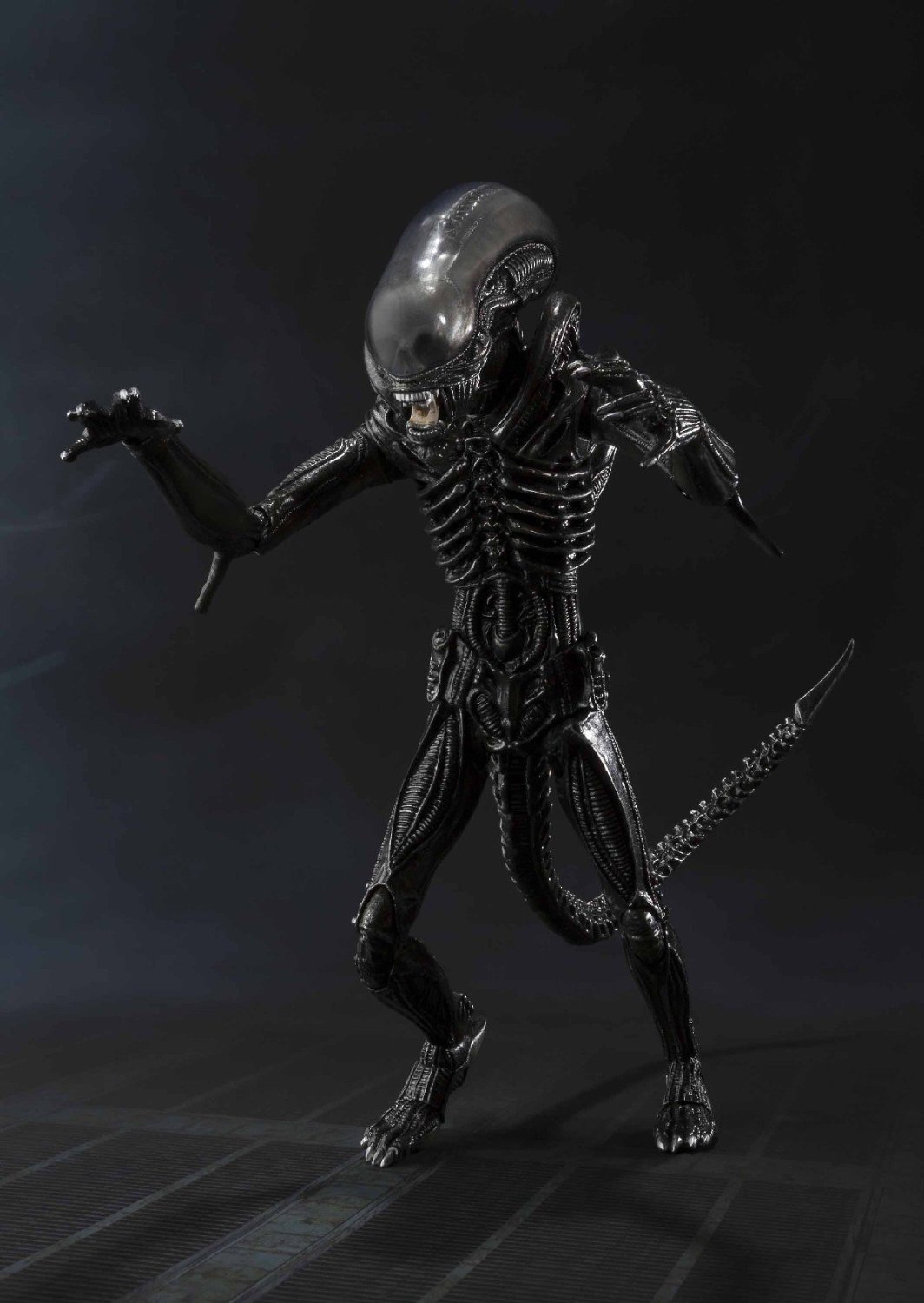 Bandai Tamashii Nations BTN85255-7 - Figura de acción (BTN85255-7) - Figura Alien Big Chap (18cm)