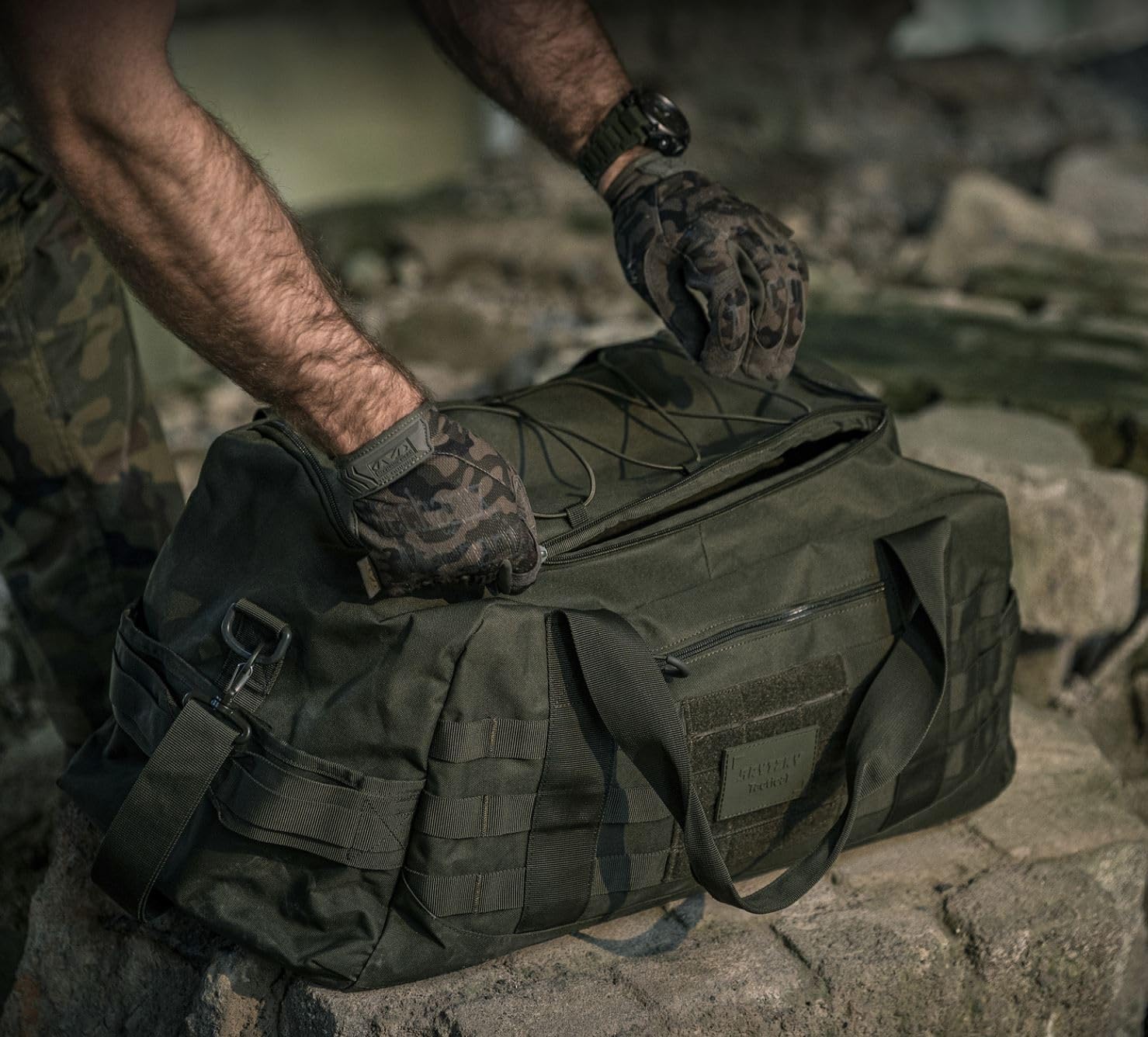 Tactical Fortbag torba taktyczna 50 l Olive | Wytrzymała torba podróżna z MOLLE/PALS, torba sportowa ze zdejmowanym paskiem na ramię, idealna do survivalu i campingu
