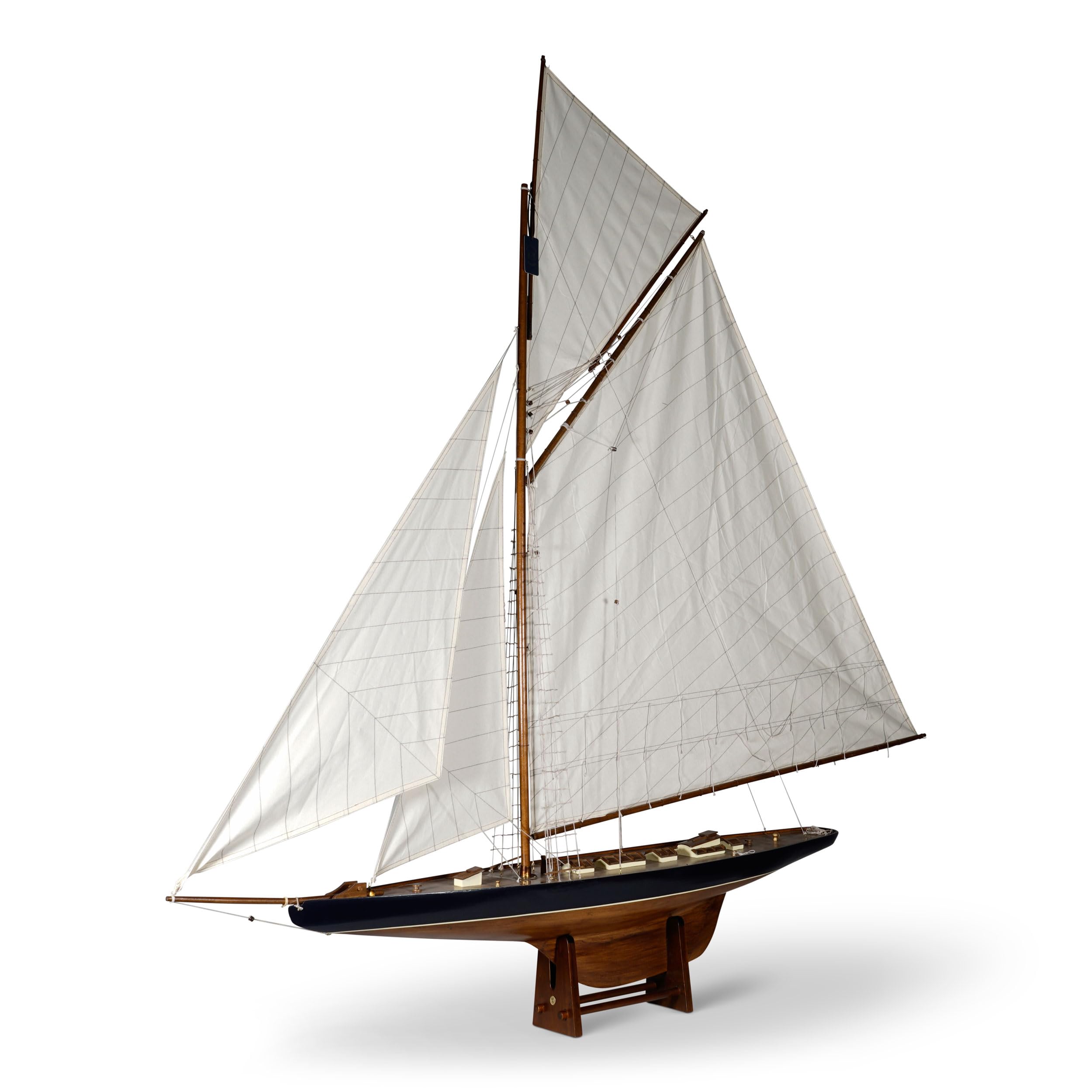 Maquette AS075F Americas Cup Britannique 1901 en bois avec finition française