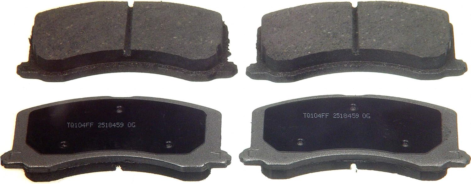 Wagner ThermoQuiet PD677 Ceramic Disc Brake Pad Set
