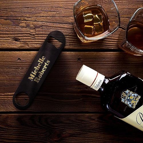 Miniatura 3 de Graduación Clase de Personalizar con año y nombre Diseño negro y amarillo Abrebotellas de acero inoxidable de 7 x 1.5 pulgadas Herramienta