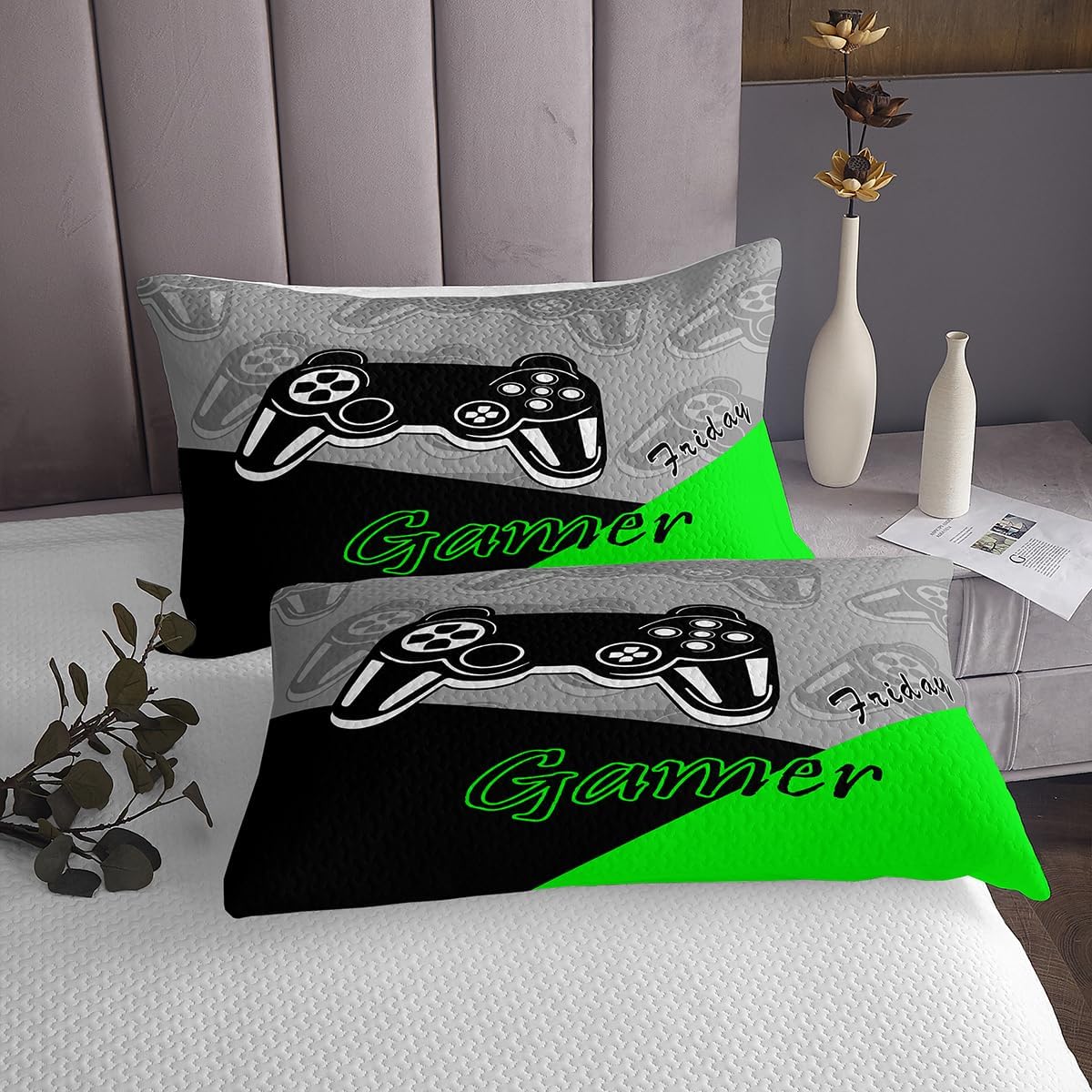 Feeyou Gamer Quilt Set 3Pcs Game Controller Coverlet for Kids Boys Teens Queen Size Gaming Bedspread for All Season (1 Quilt & 2 Pillowcases)