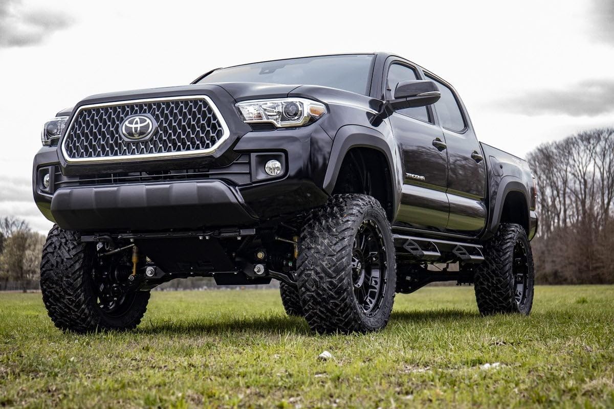 Rough Country 6" Suspension Lift Kit for 2016-2023 Toyota Tacoma 2WD/4WD - 75820