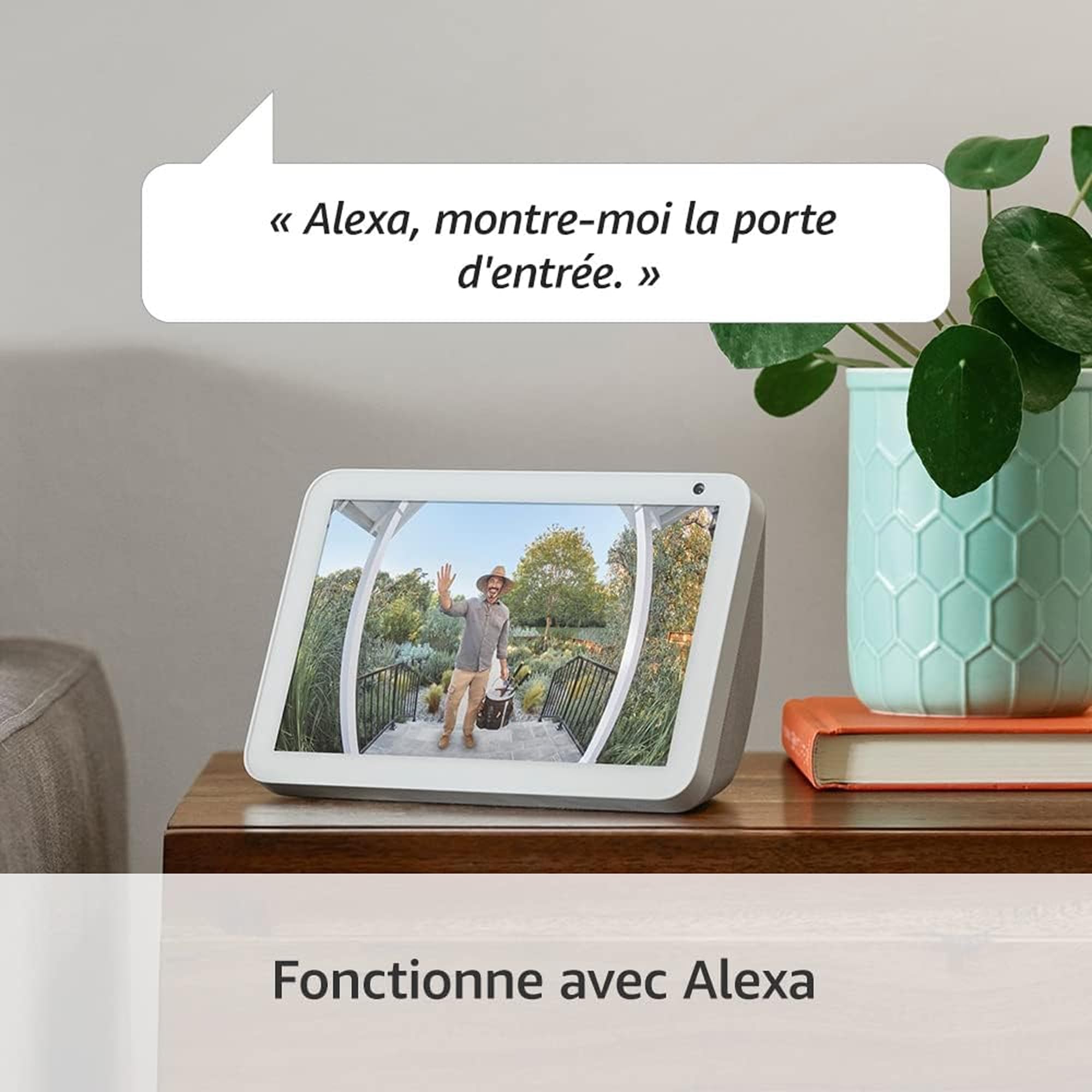 Ring Caméra intérieure Plus (dernière génération) avec Sonnette vidéo Plus sans fil | Caméra de surveillance sur secteur | Retinal 2K, zoom 4x | Essai gratuit de 30 jours à l'abonnement Ring Home