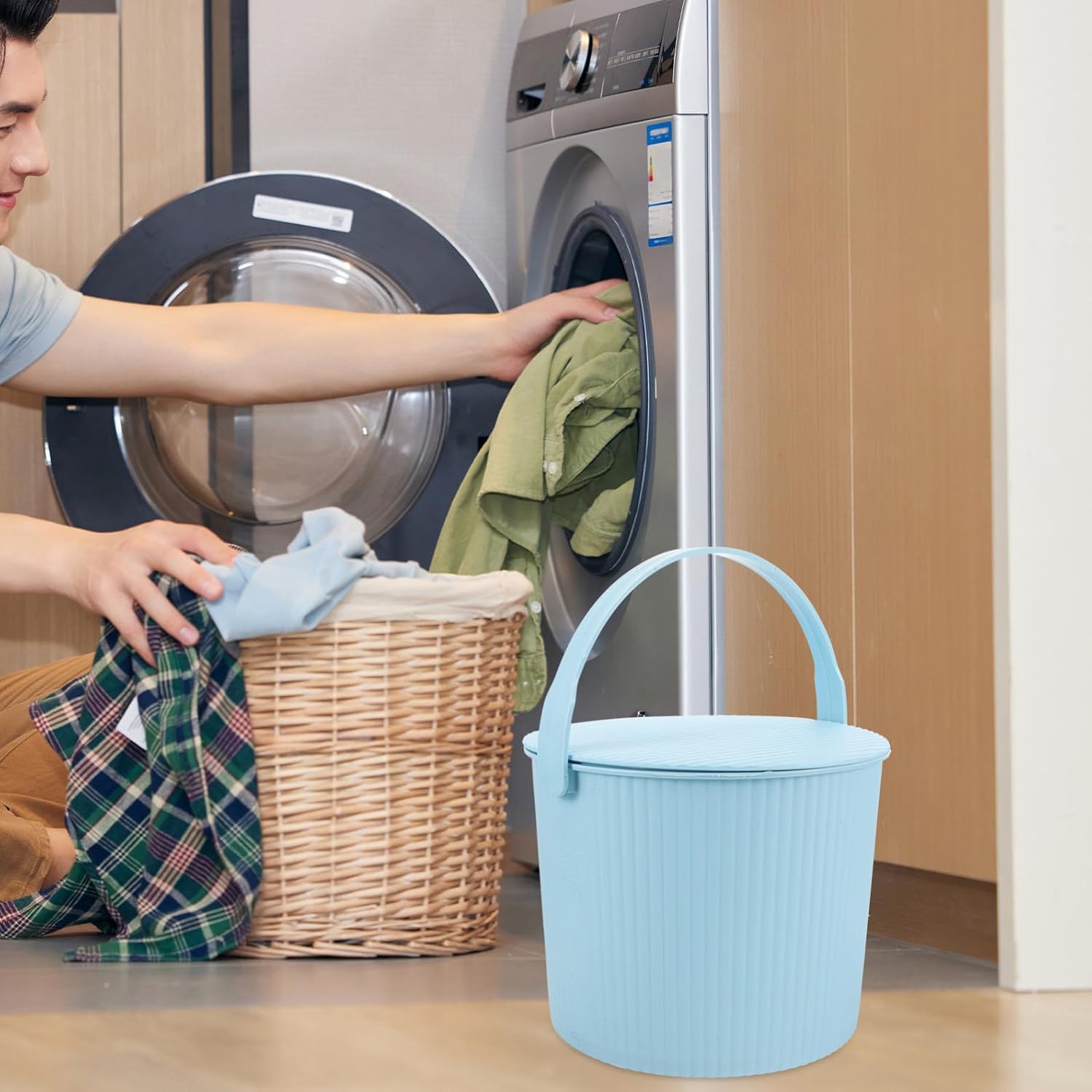 Plastic Storage Bucket Stool with Lid, Small Nordic Blue Thickened Plastic Tub with Handle, Multifunctional Bathroom Laundry Storage and Seating Organizer