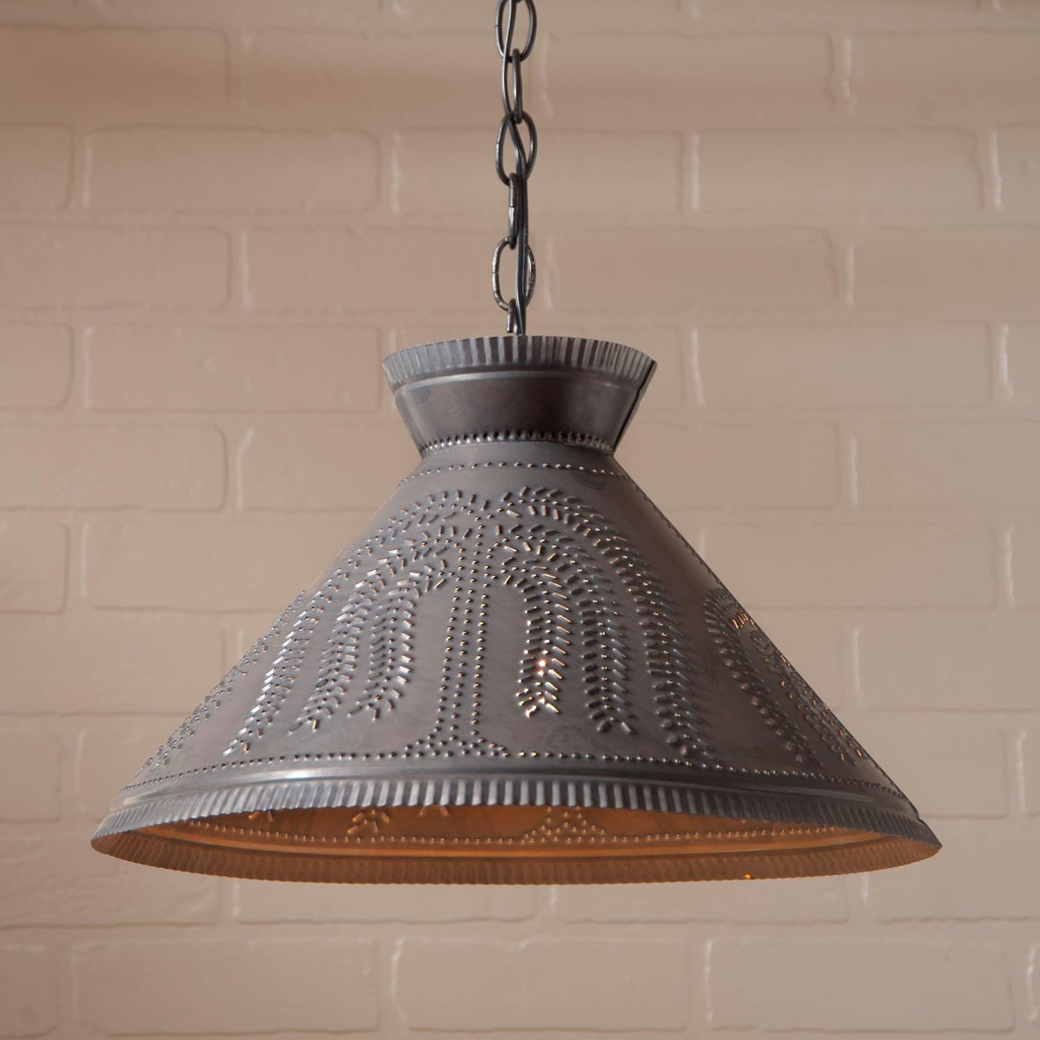 Roosevelt Shade Light with Willow in Kettle Black