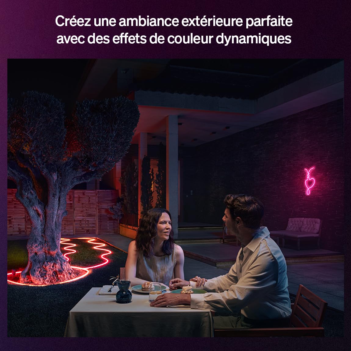 Philips Hue Ruban LED Exterieur Neon, 5 mètres, 1100 lm, Couleurs Vives et Ambiance et Chromasync, Bande LED Extérieur résistante aux intempéries, Basse Tension, Contrôle via Application & Voix