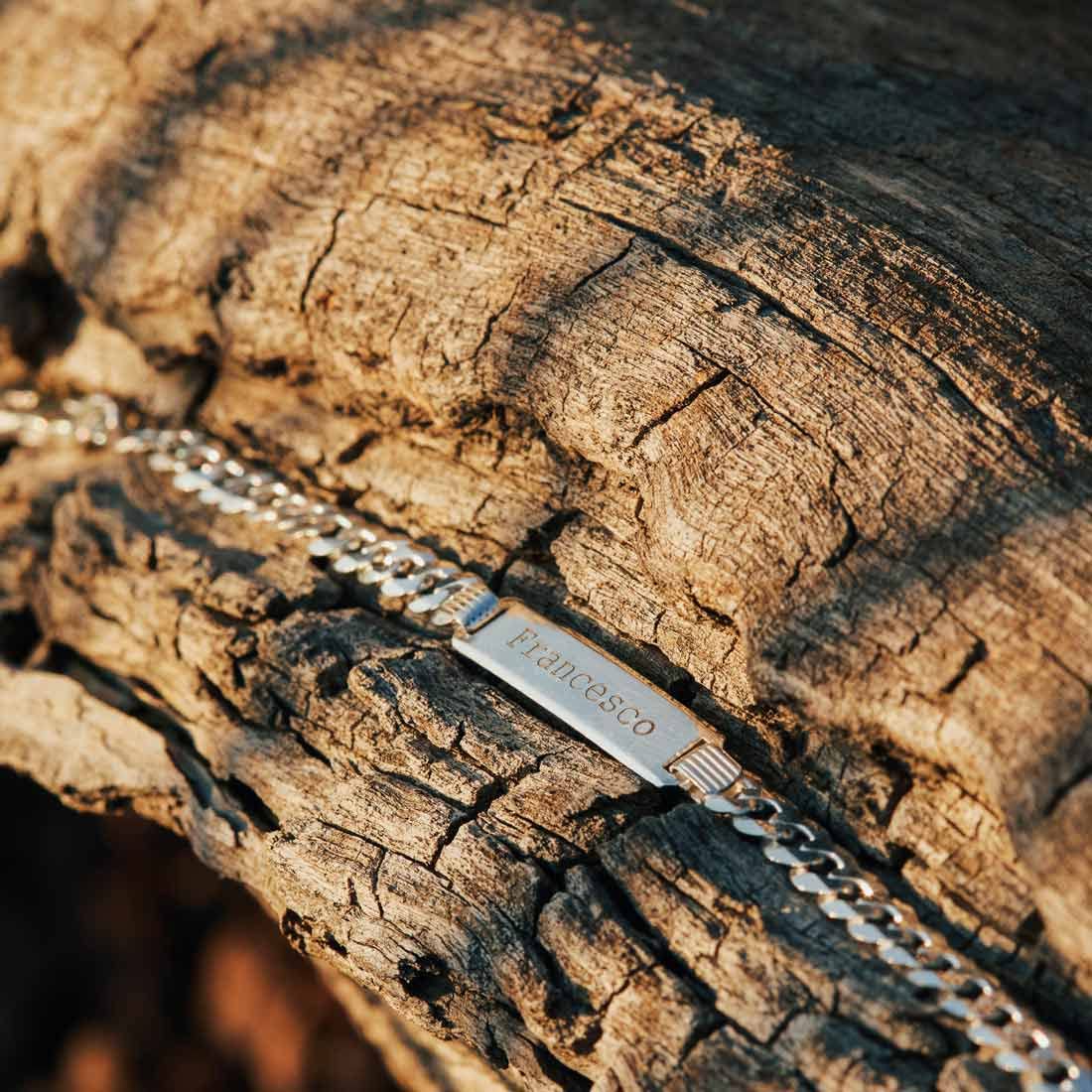 Giuzi - Bracciale Uomo Argento 925 Personalizzabile con Targhetta Incisa, Catena Grumetta Regolabile, Idea Regalo Uomo con Confezione