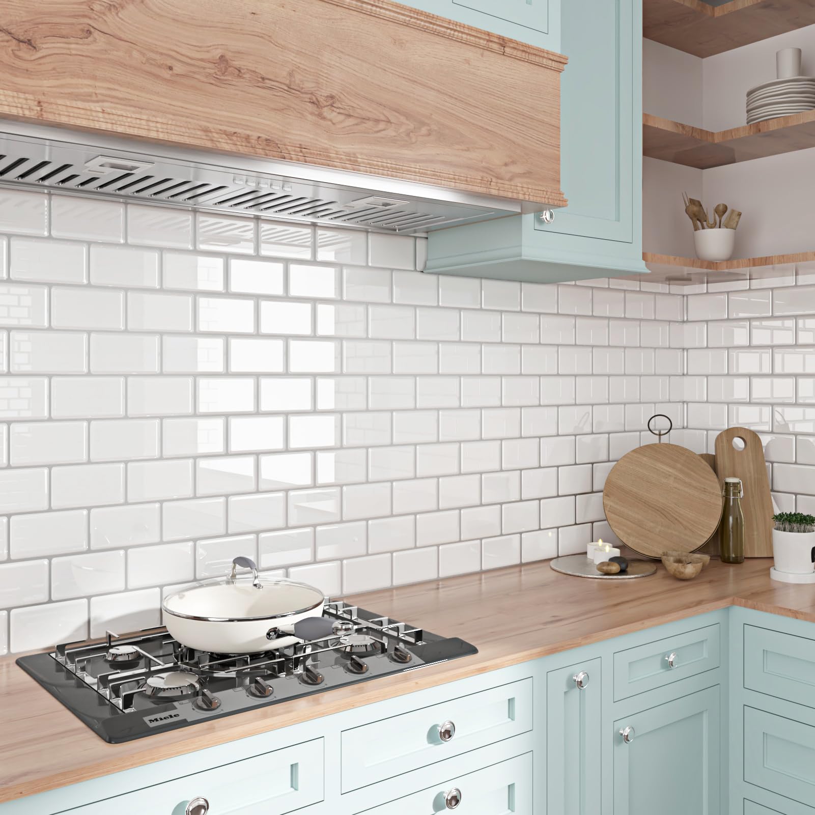Carreaux de marbre à décoller et coller pour dosseret de cuisine usé, rénovation sans travaux