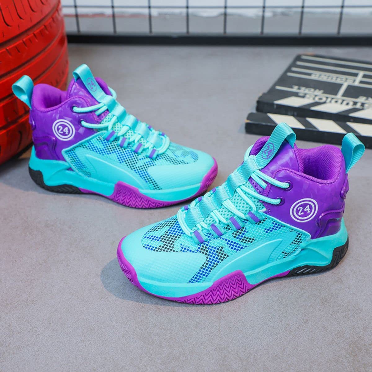 Basketballschuhe für Jungen Atmungsaktive Laufschuhe Kindersportschuhe Straßenlaufschuhe für Jungen Leichte neutrale Sportschuhe