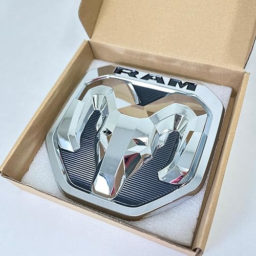 Miniatura 2 de Emblema RAM 2019-23 para portón trasero, cromado