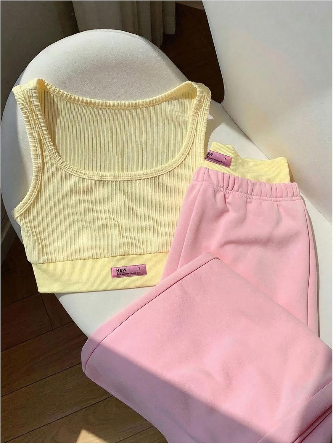 Verdusa Girl's 2 Piece Cute Summer Outfits Crop Tank Tops with Wide Leg Pants Matching Sets Streetwear