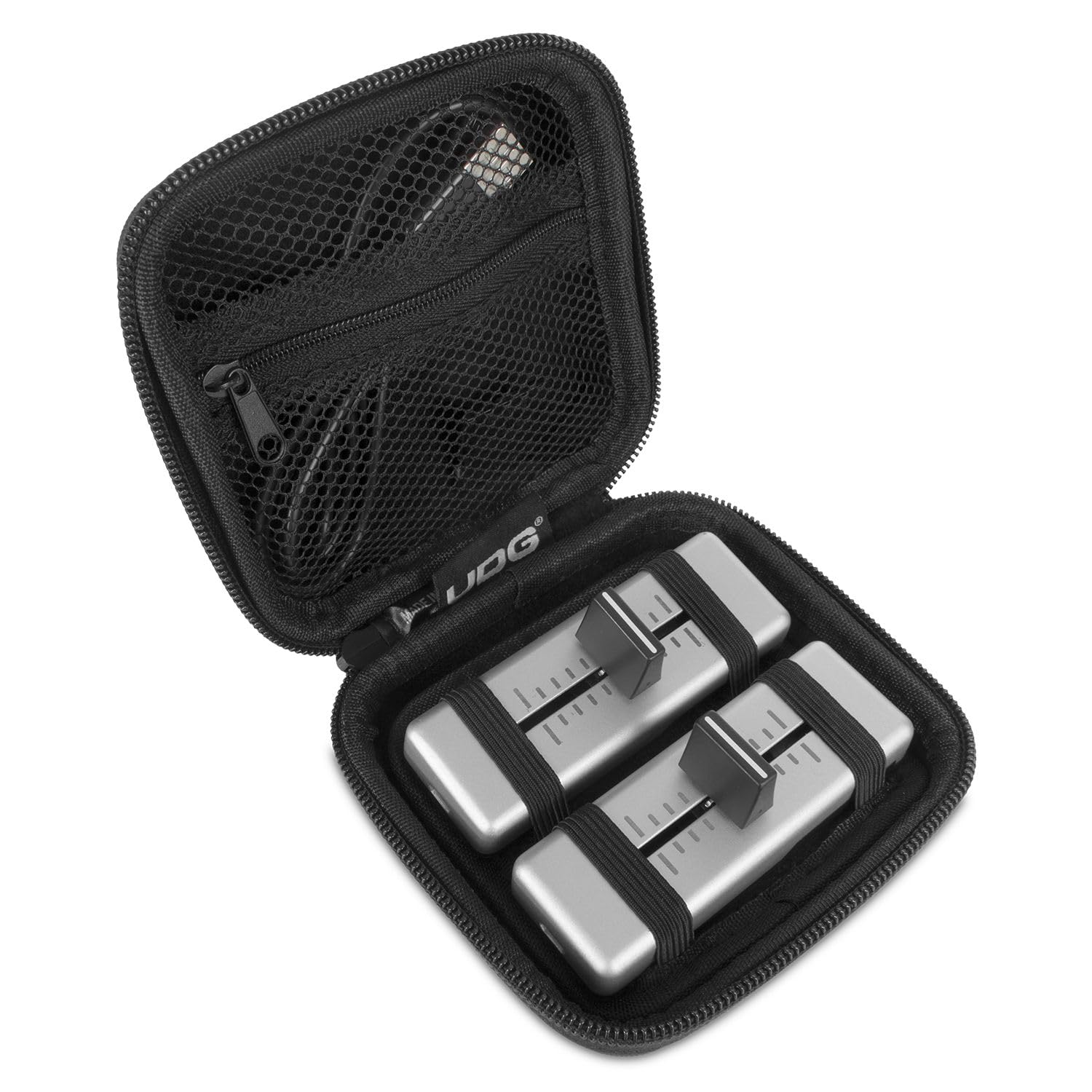 CREATOR. UDG Pokrowiec na sprzęt dj U8472BL - CREATOR PORTABLE FADER HARDCASE MÉDIUM BLACK.