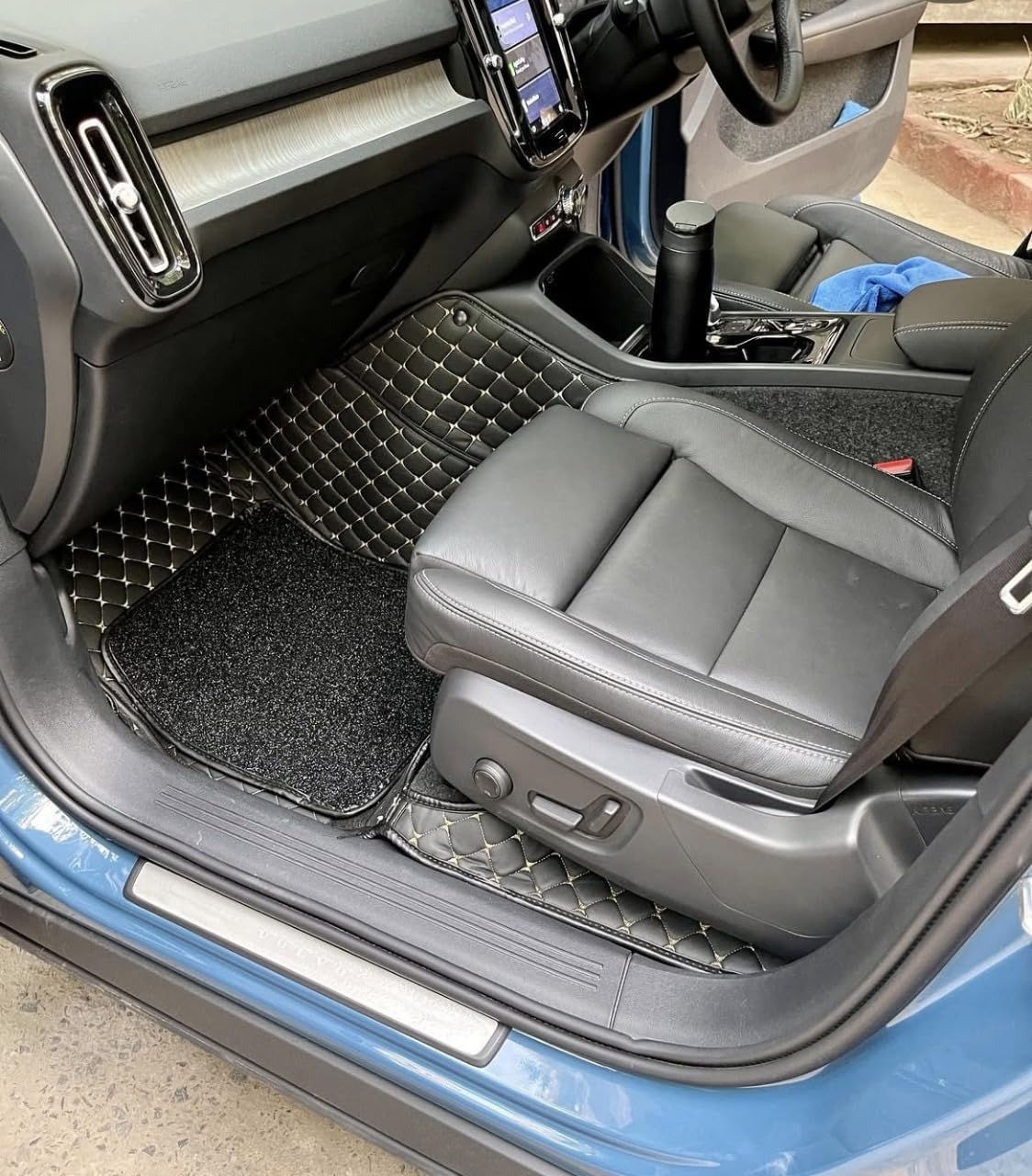 7D Car Floor Mat Full Set for Chevrolet Beat || Custom Fitted Faux Leather Antiskid Car Floor Mats || 100% Waterproof and Washable || Color : (Black & Beige)