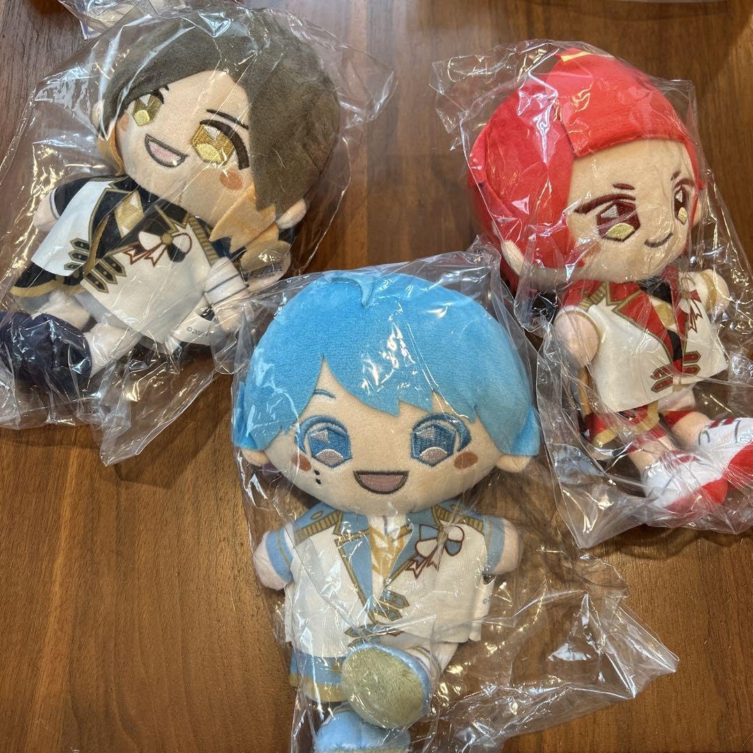 Amazon.co.jp: いれいす ぬいぐるみ セット りうら hotoke 悠佑 ホビー