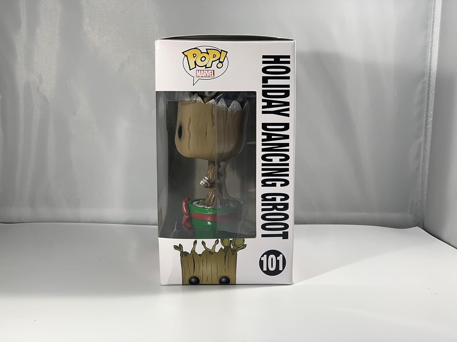 Funko - Figurine Guardians of The Galaxy - Holiday Dancing groot Snowy Metallic Pop 10cm - 0849803072568