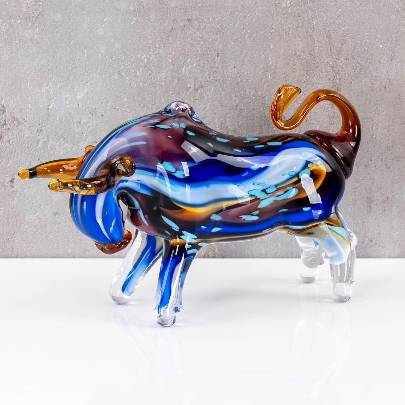 levandeo Glasfigur Stier 22x13cm Design Skulptur Bulle Handarbeit Stierfigur Glas Deko Unikat Tier Wohnaccessoire Geschenkidee Kunstobjekt
