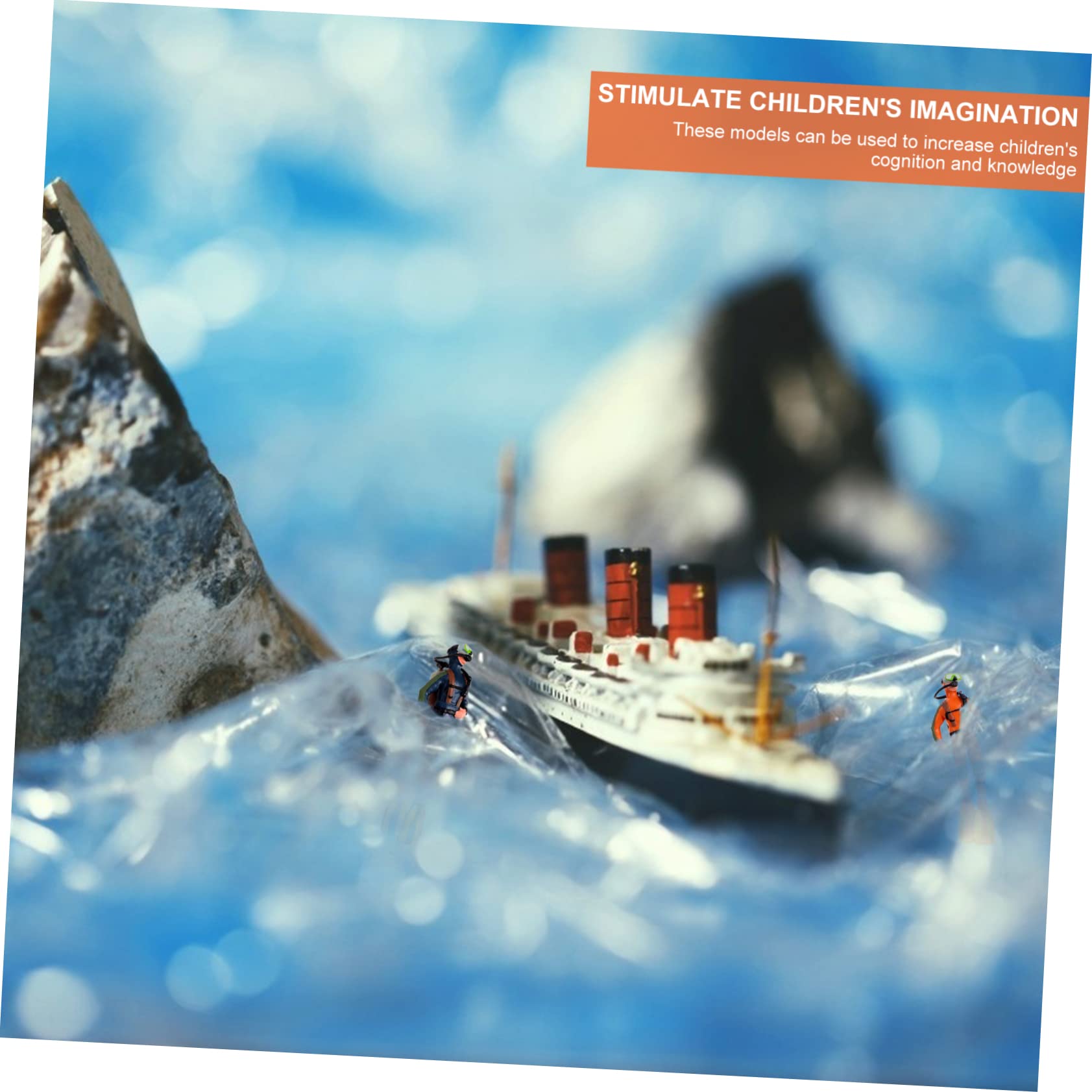 Cabilock 4pcs PVC Diver Figurines Sand Table Toys Miniature Diving Action Figures for Boys and Girls