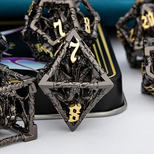 Miniatura 5 de ARUOHHA Juego de dados huecos DND de oro negro de 5 cabezas de dragones D y D con caja de regalo, juegos de rol RPG, 7 piezas de dados poliédricos