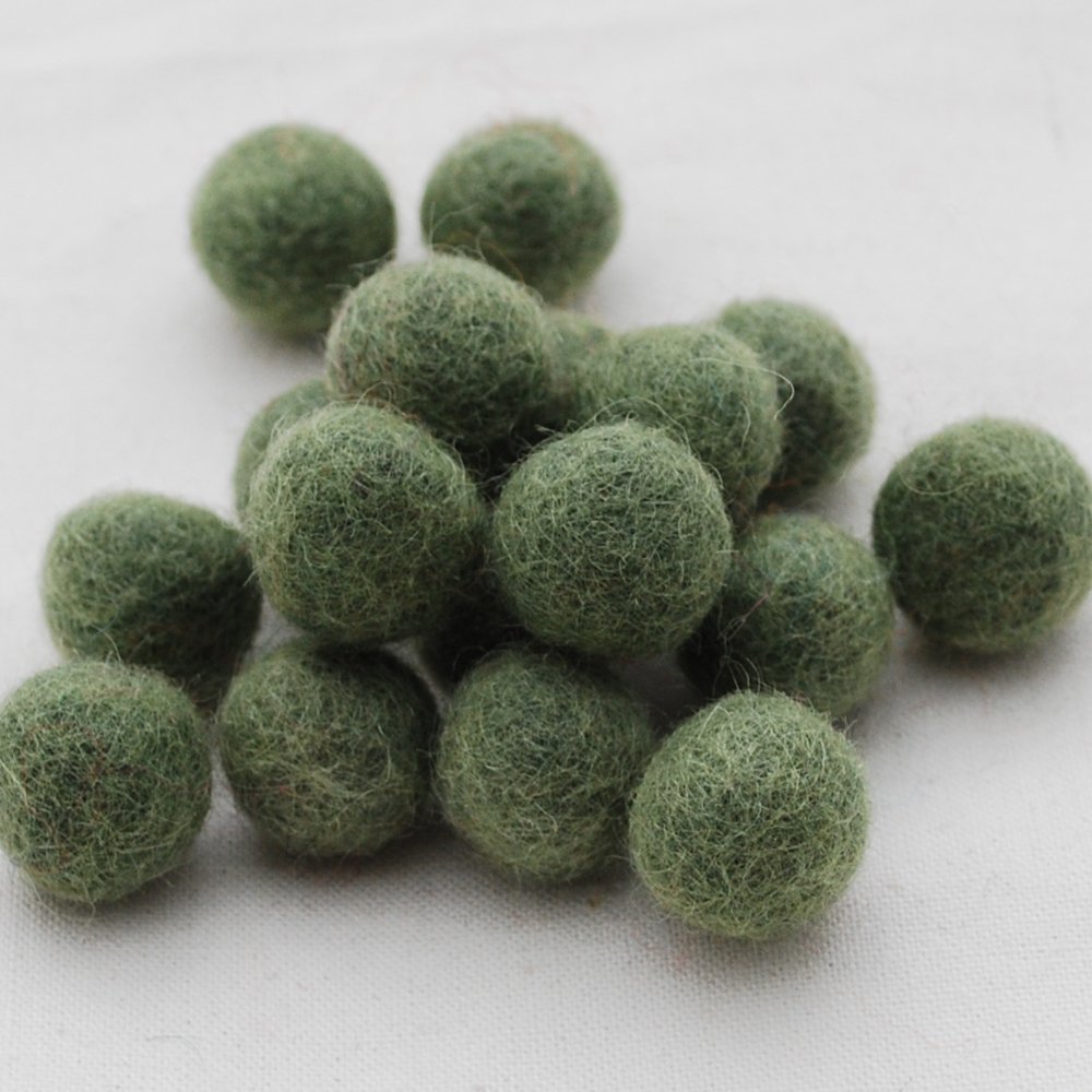 100% Wool Felt Balls - 1.5cm - 10 Felt Balls - Pistachio Green