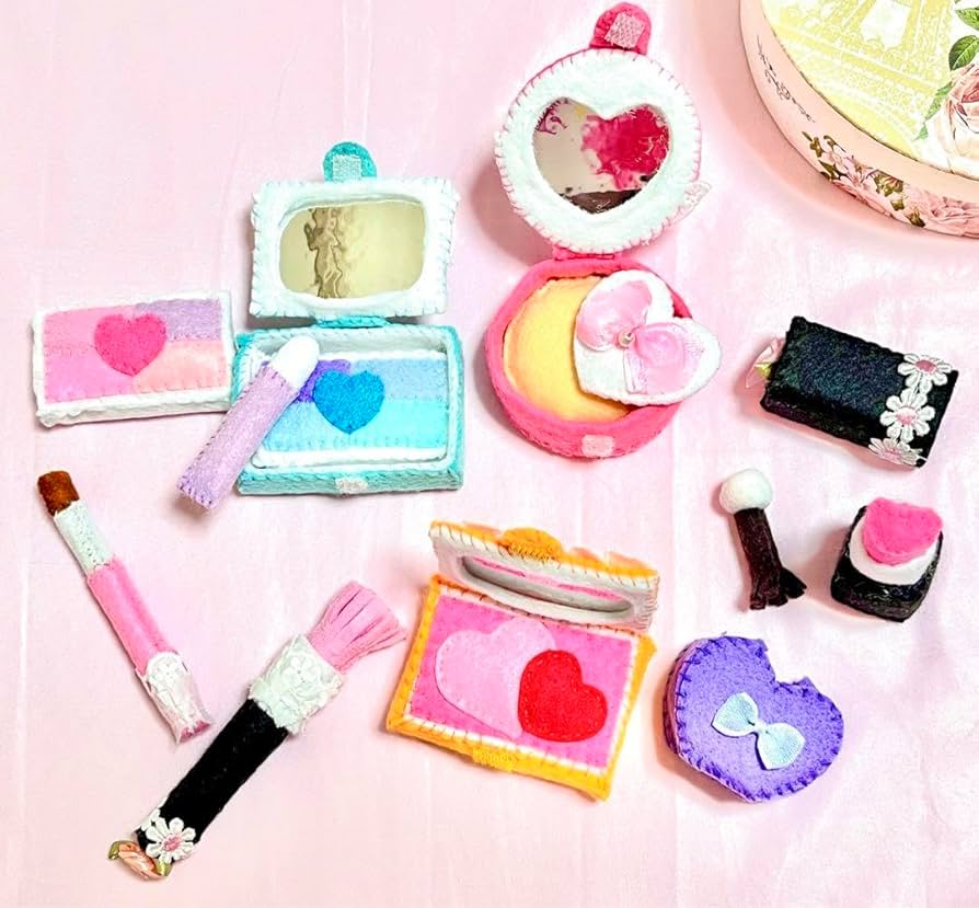 32 フェルトままごと　お化粧セット　オーダーページ Amazon.co.jp: フェルト ままごと コスメ お化粧セット : おもちゃ