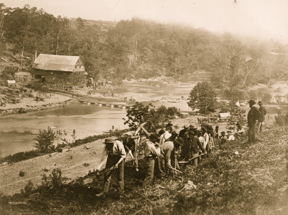 Jericho Mills Virginia 50th New York Engineers constructing road on south bank of North Anna River Lee Vs Grant in the Overland Campaign Poster Print (24 x 36)