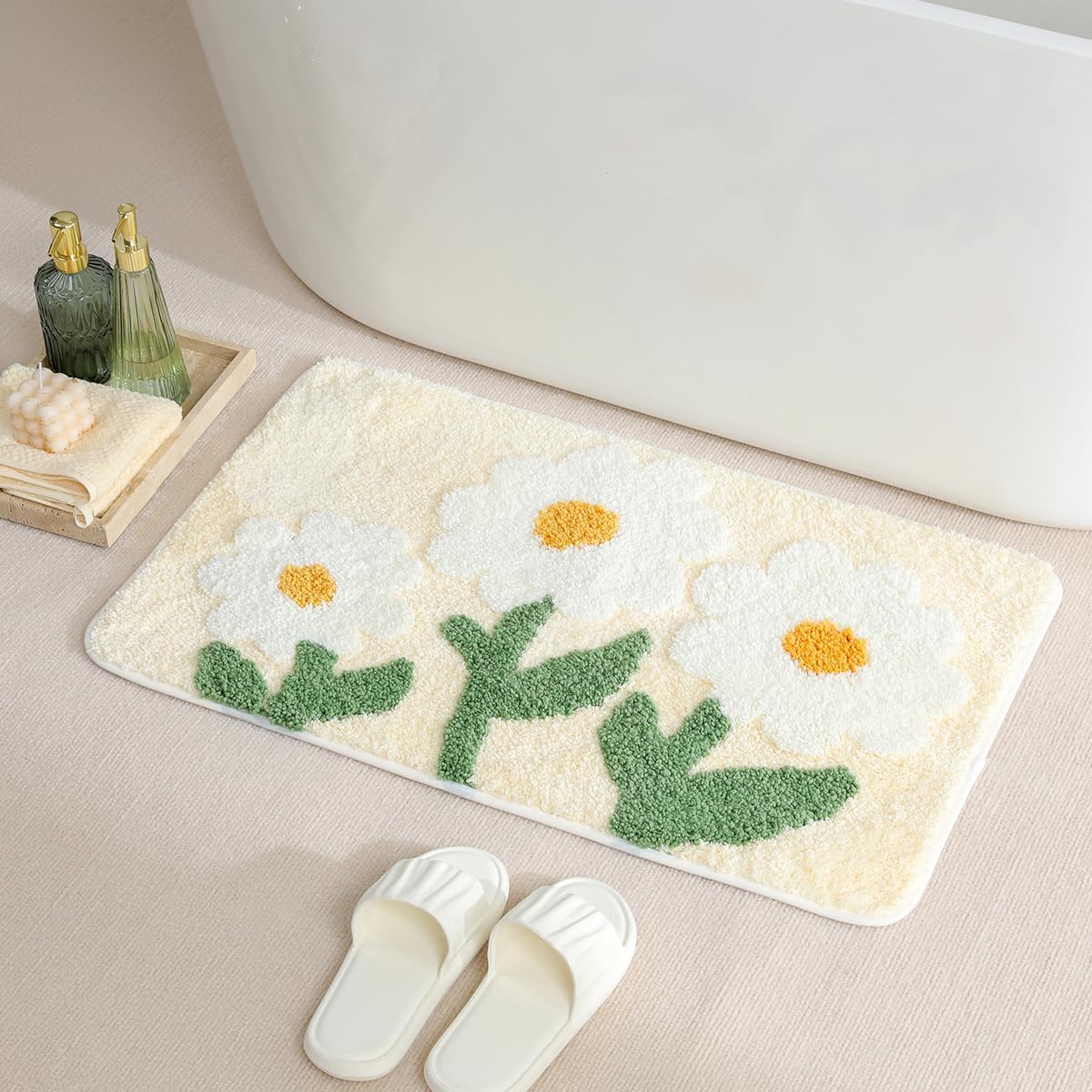 Floral Bath Mat Super Absorbent Bath Rug Non Slip Machine Washable Cute Fluffy Bathroom Mat for Sink, Bedroom and Living Room (White Flowers, 31"x20")