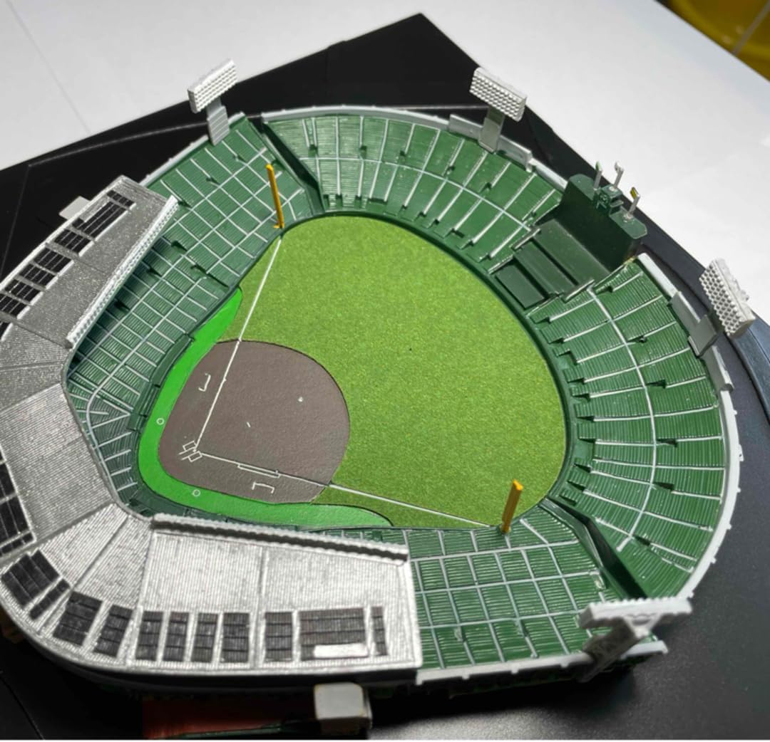 甲子園球場 開場100周年限定記念品 甲子園球場ジオラマ模型 年間指定席限定 非売品☆ 甲子園球場開場100周年限定記念品☆阪神タイガース