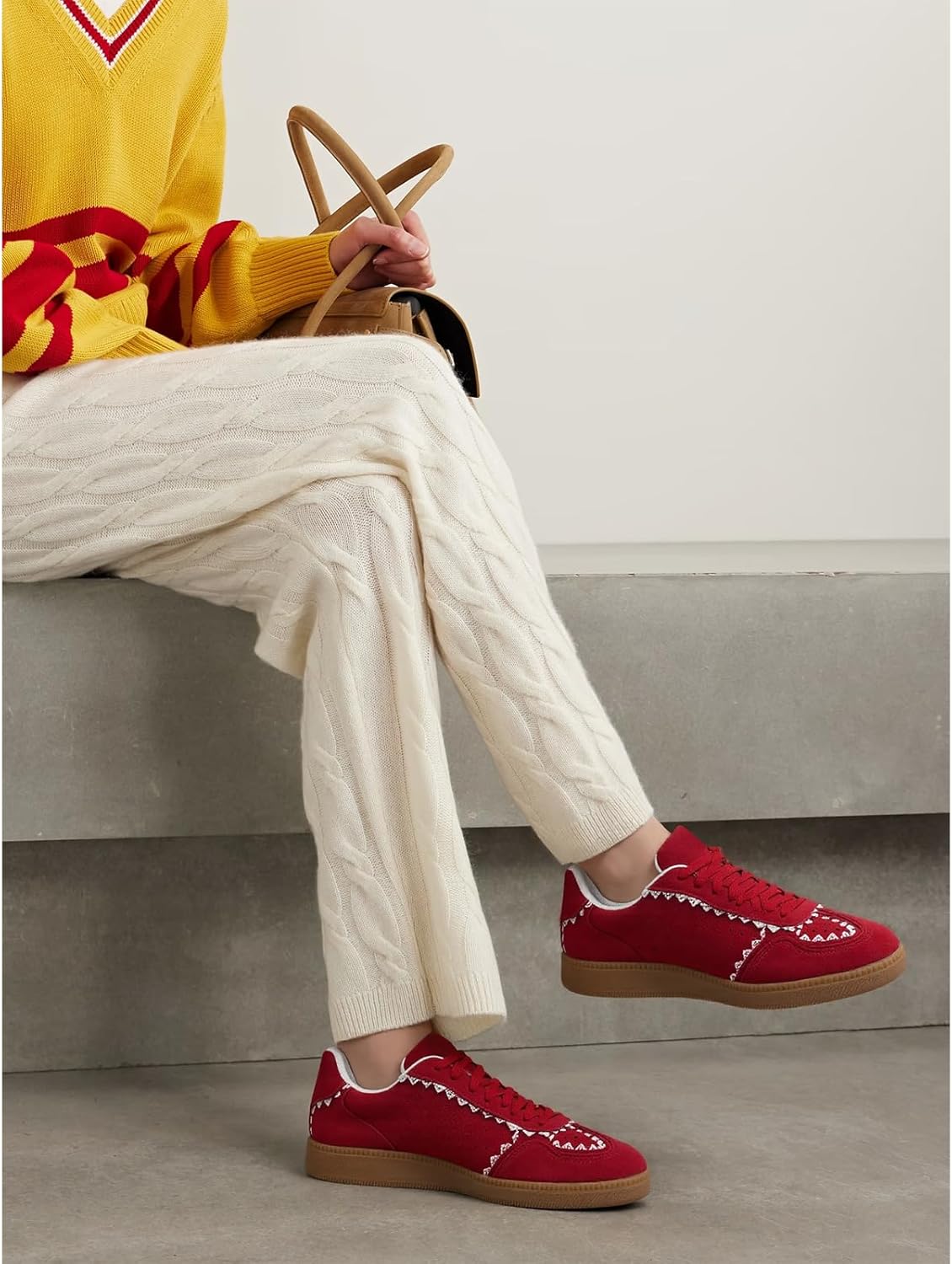 Women's Lace Detail Lace-Up Casual Sneakers - Elegant Ribbon Ribbon Lace Walking Shoes Non-Slip Sole Breathable Comfort for Daily Outfits - Image 5